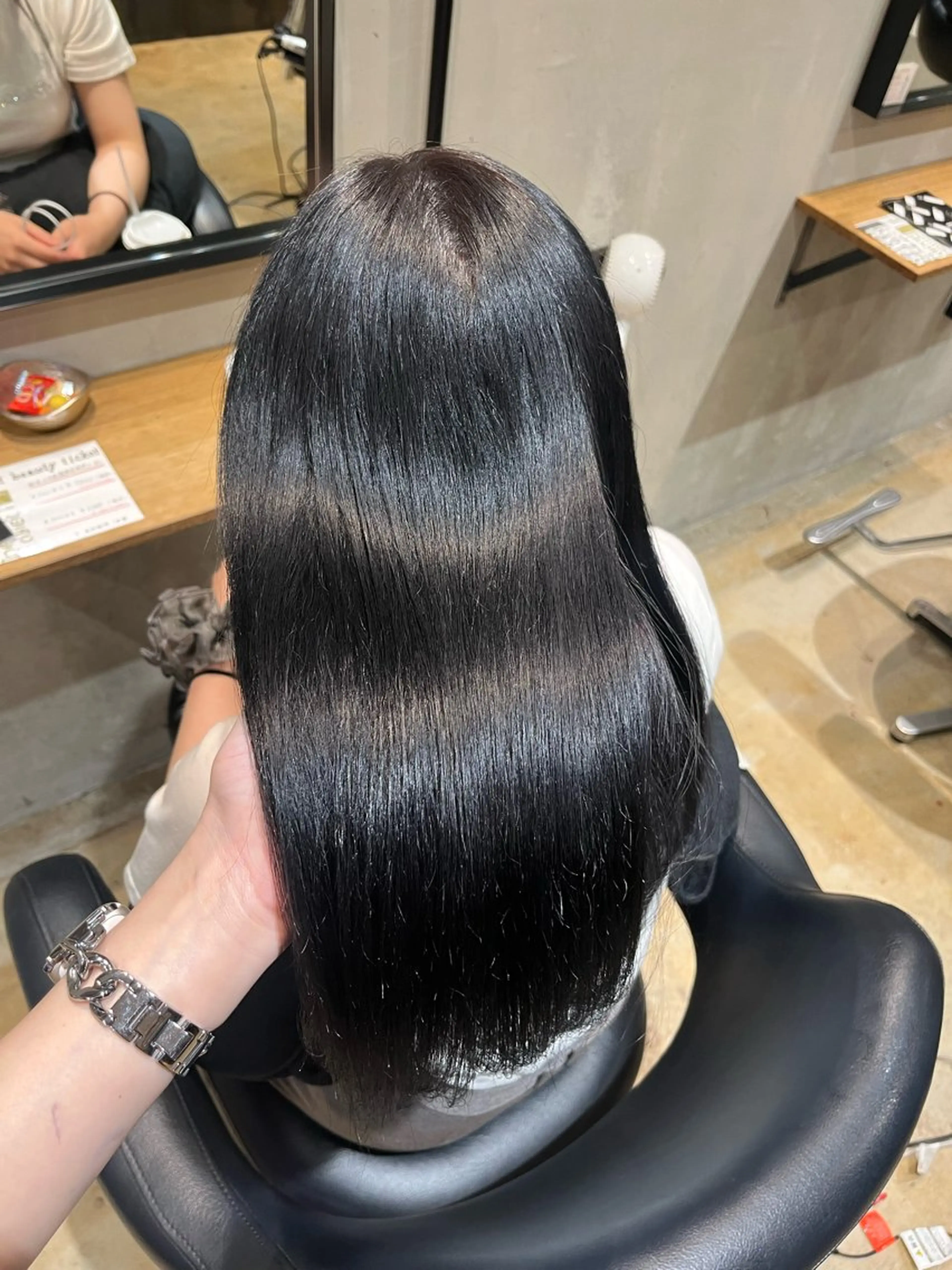 ロング カラー ヘアアレンジ 縮毛矯正 みわ/博多 ブリーチ/カラーのヘアスタイル