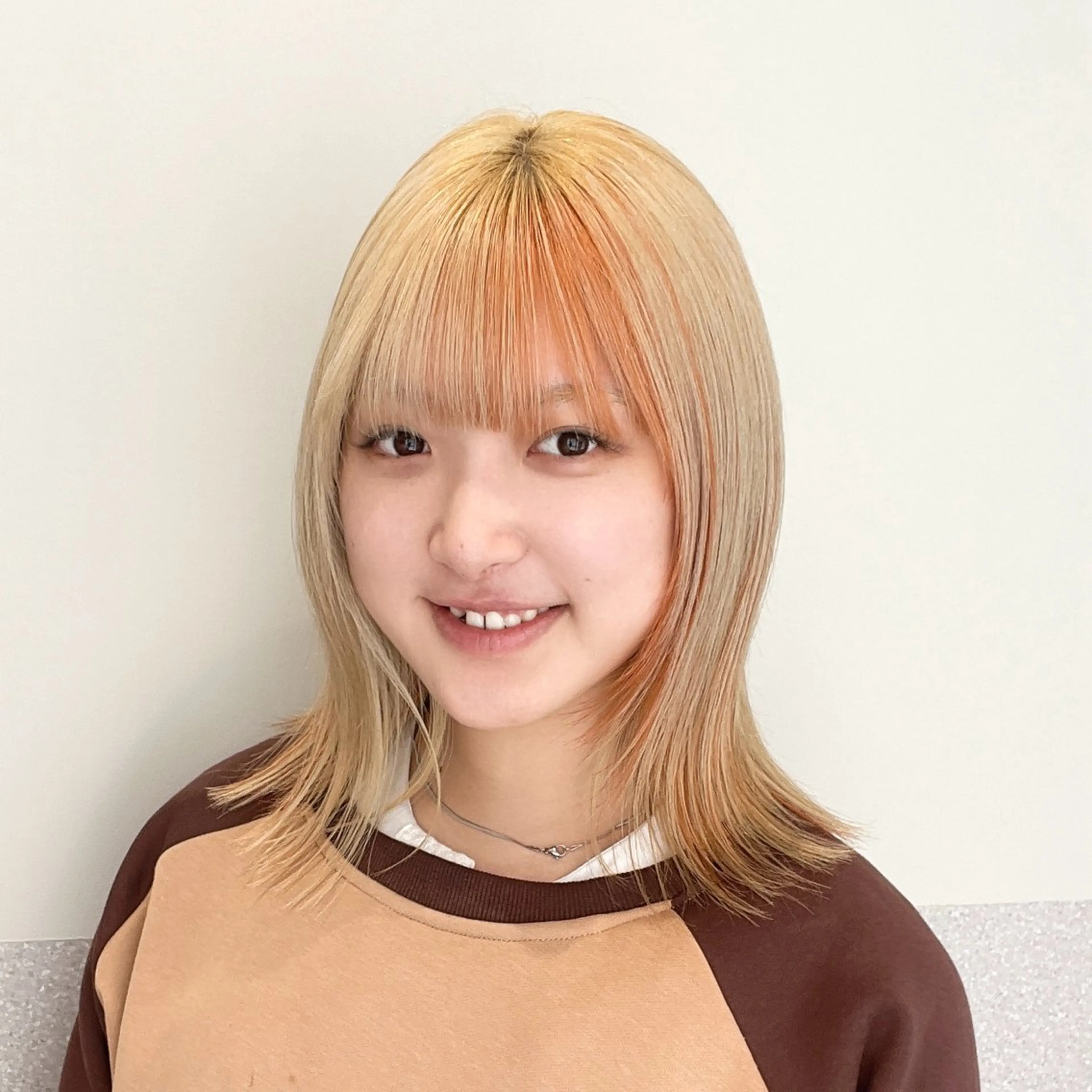 ミディアム カラー ヘアカラー 💖暖色・ハイトーン 🐈みおり💖のヘアスタイル