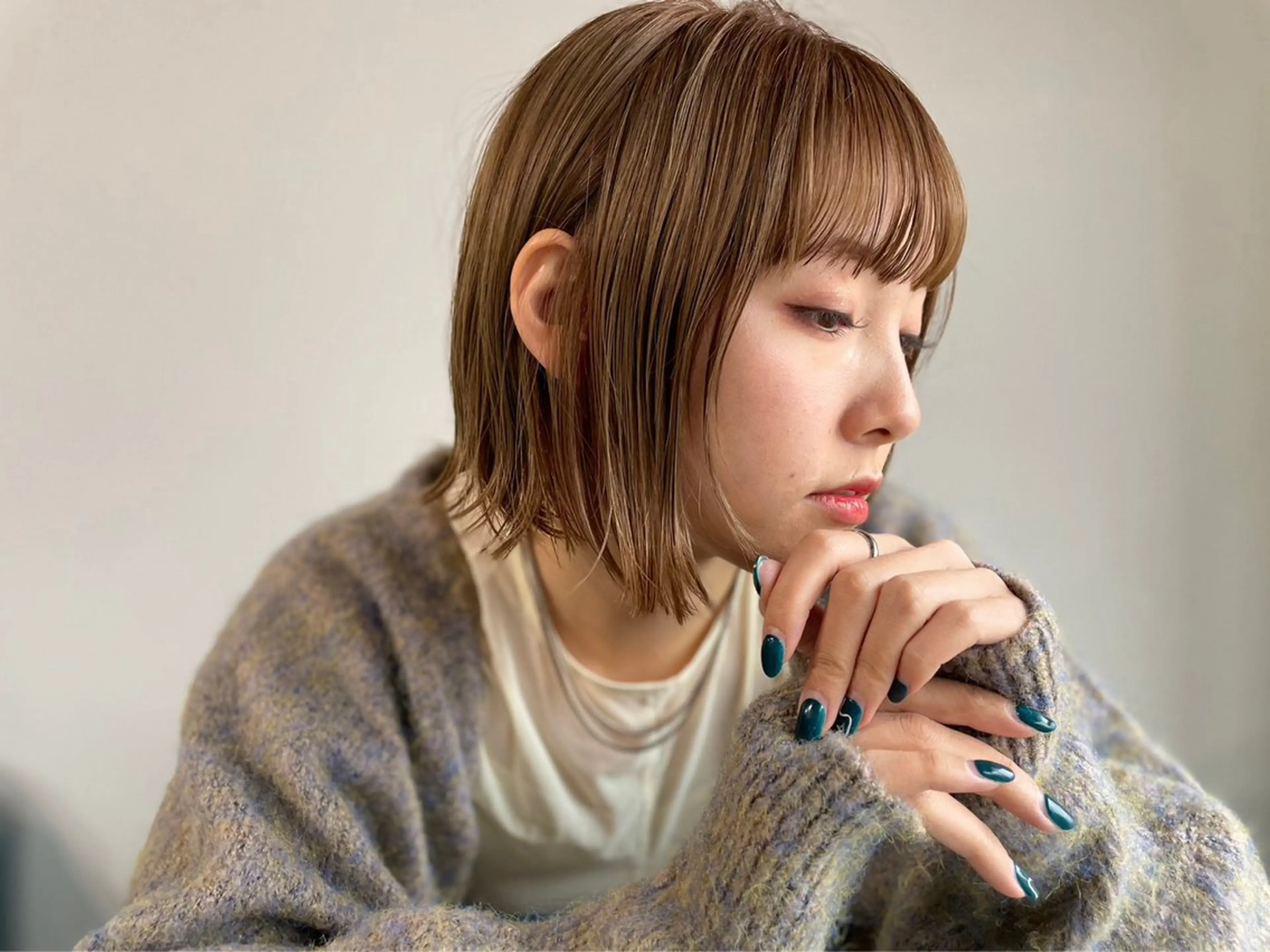 ミディアム カラー レイヤーカット/艶 カラー/SHISEIのヘアスタイル