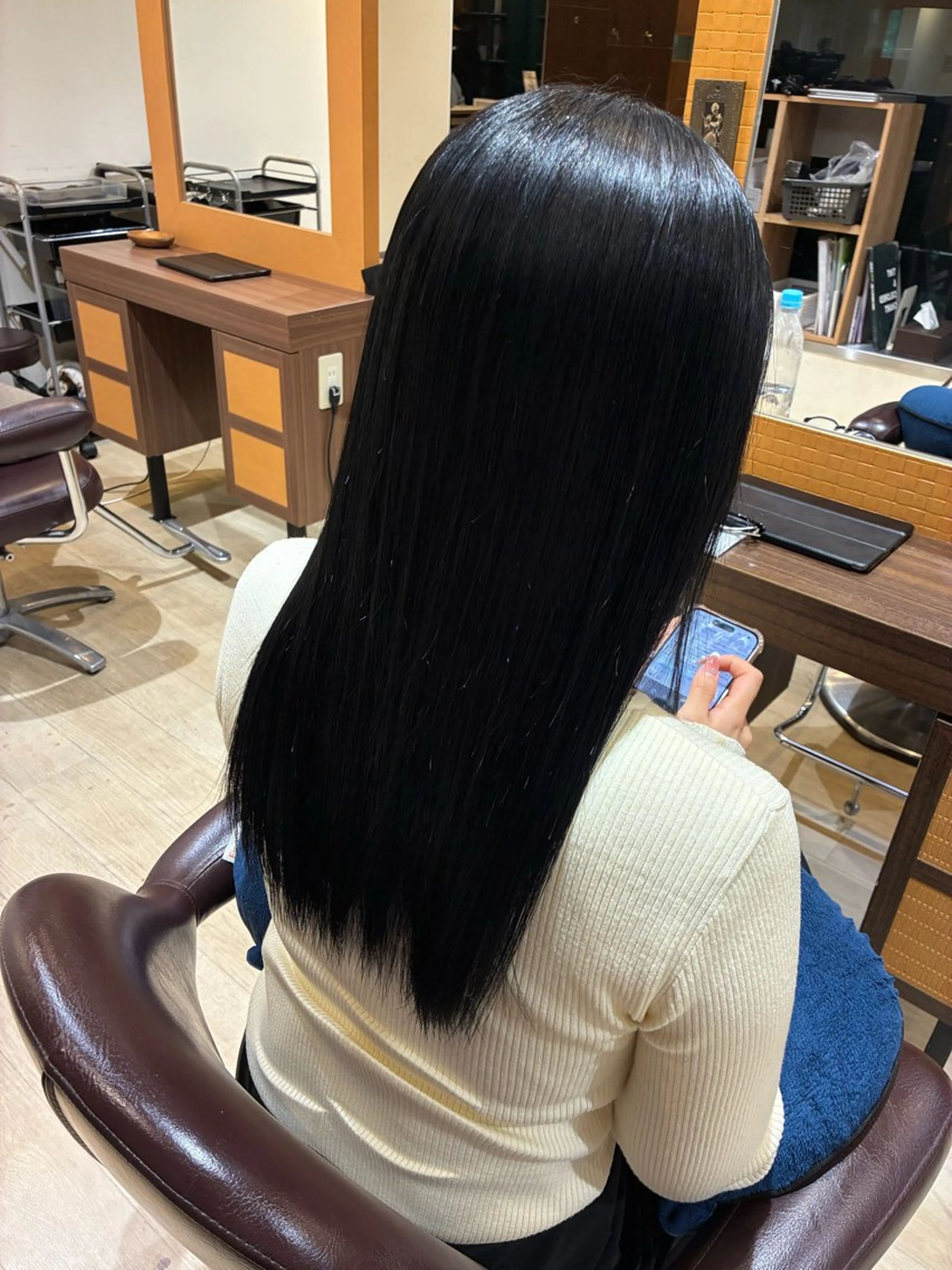 セミロング ヘアカラー Orque kazuneのヘアスタイル