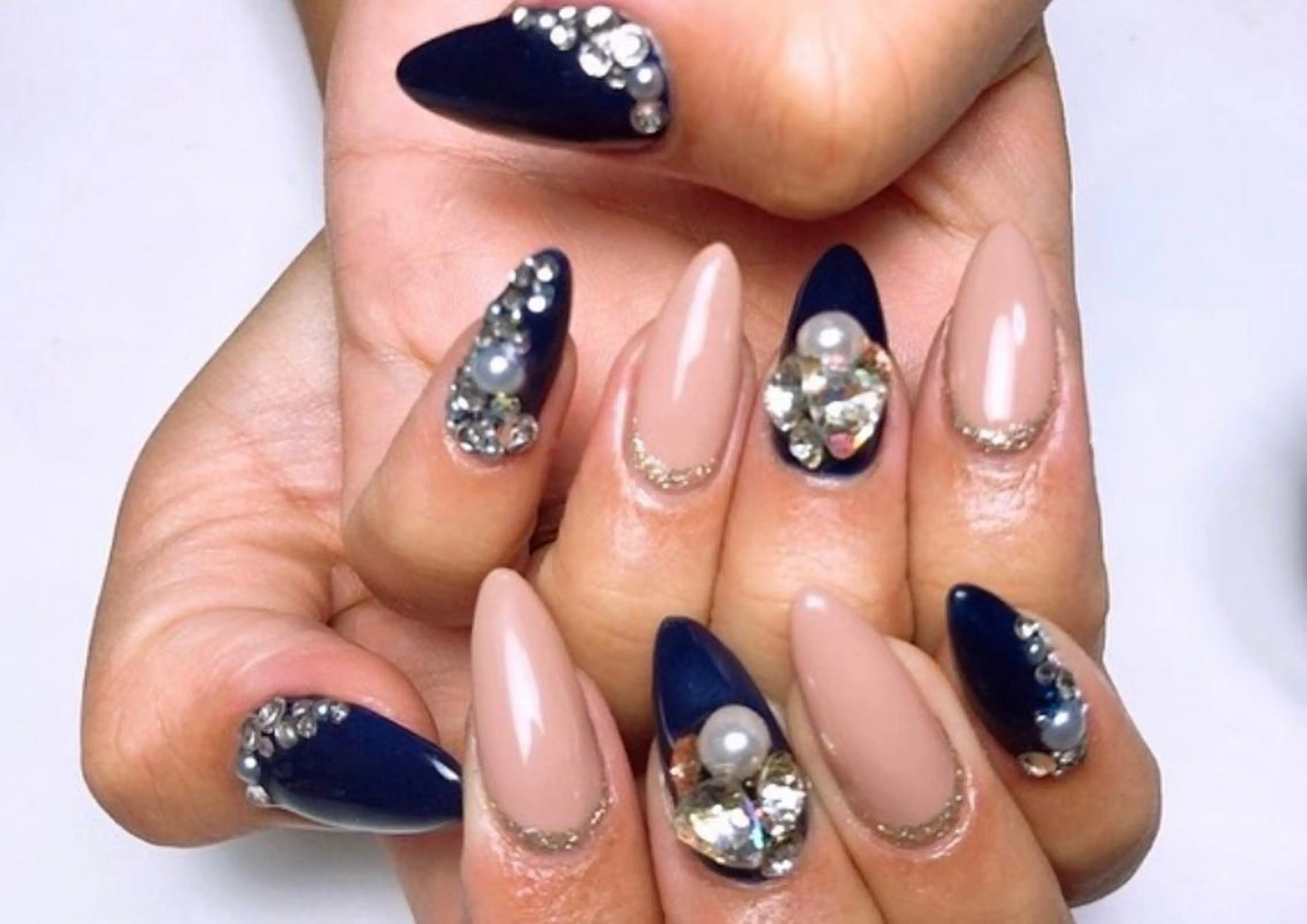 ネイル 加藤 優子のネイルデザイン