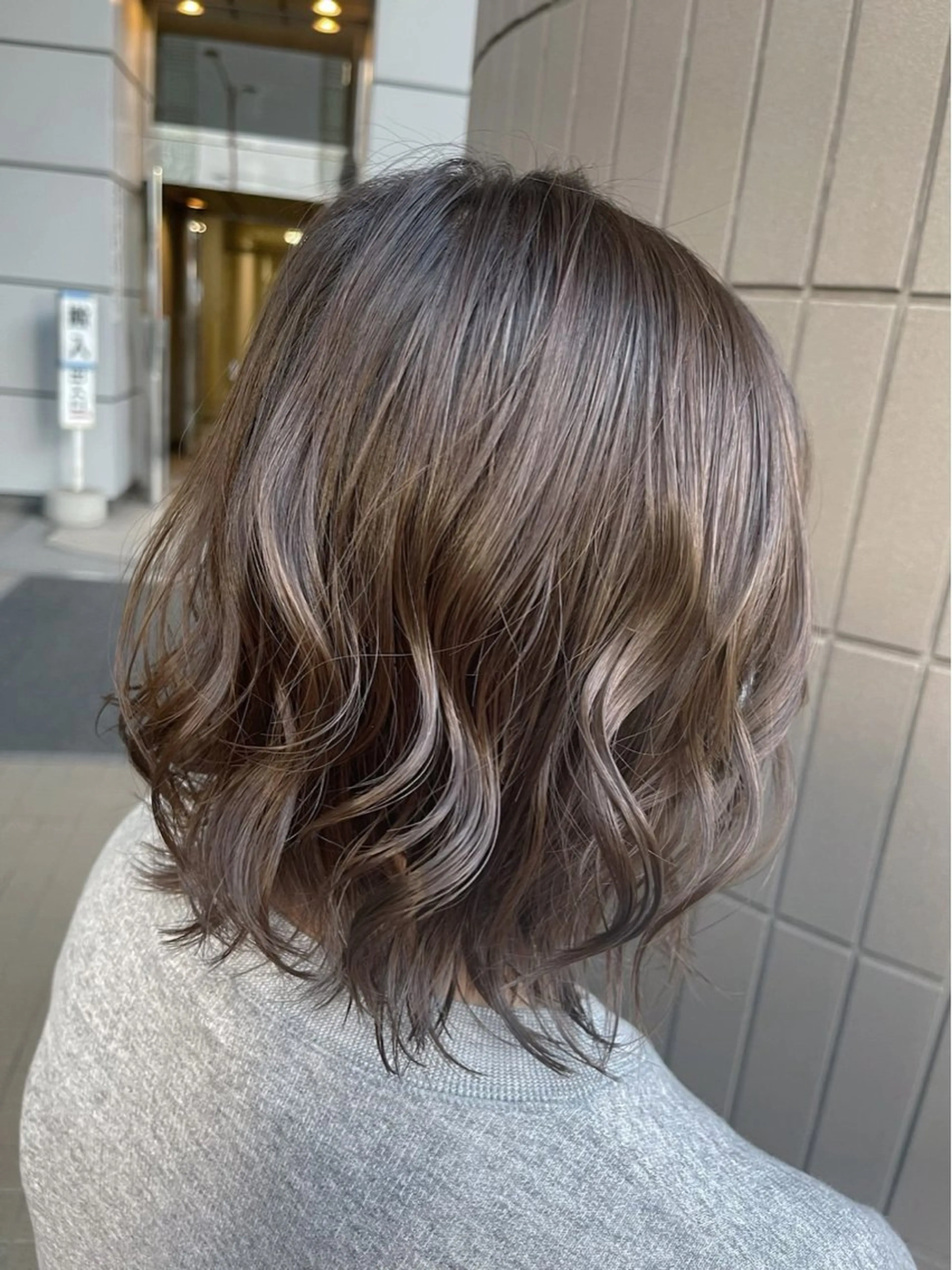 ミディアム MODEK's阿倍野 HONOKAのヘアスタイル