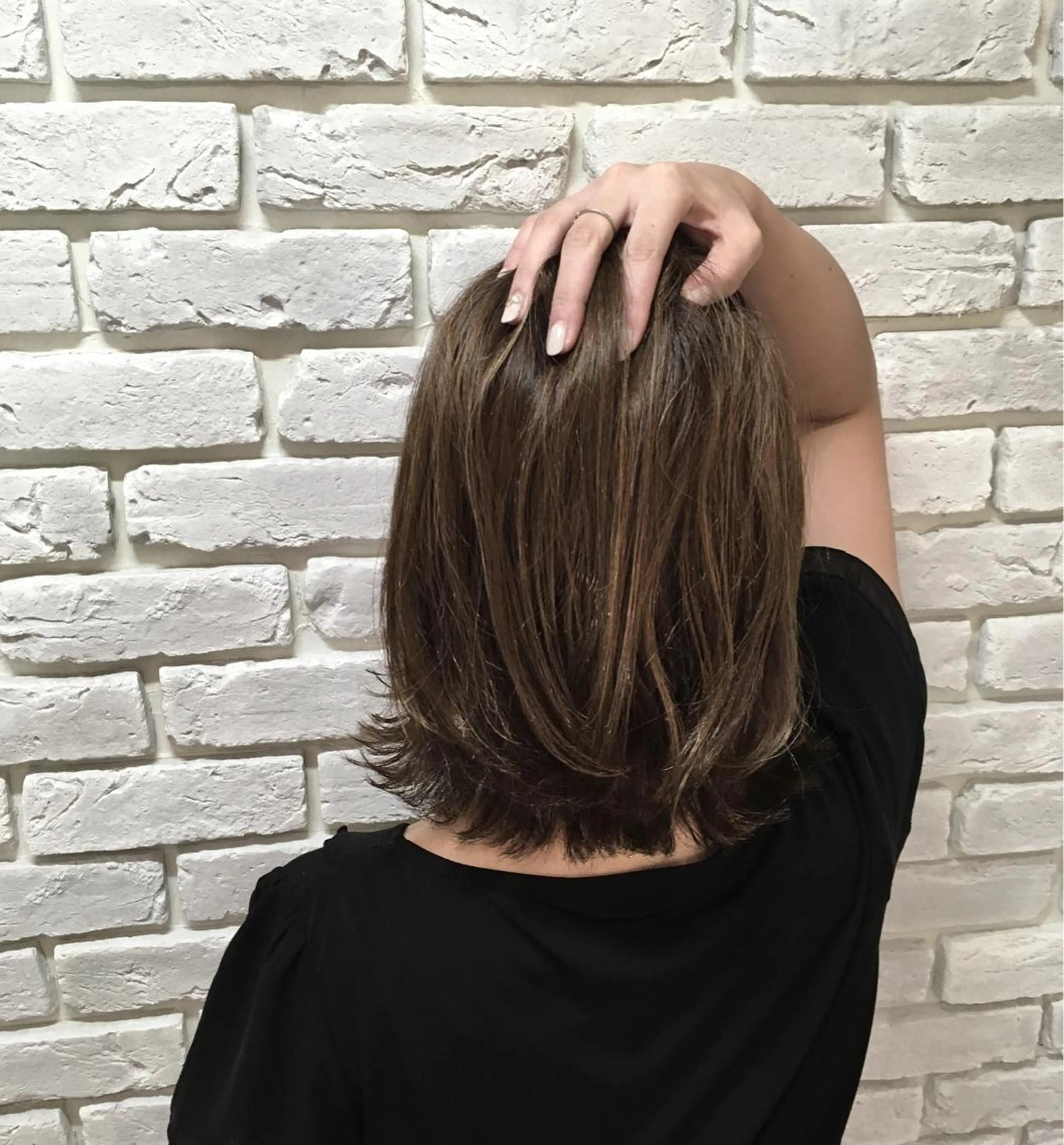 ミディアム カラー カット ヘアカラー トリートメント 江幡 渉のヘアスタイル