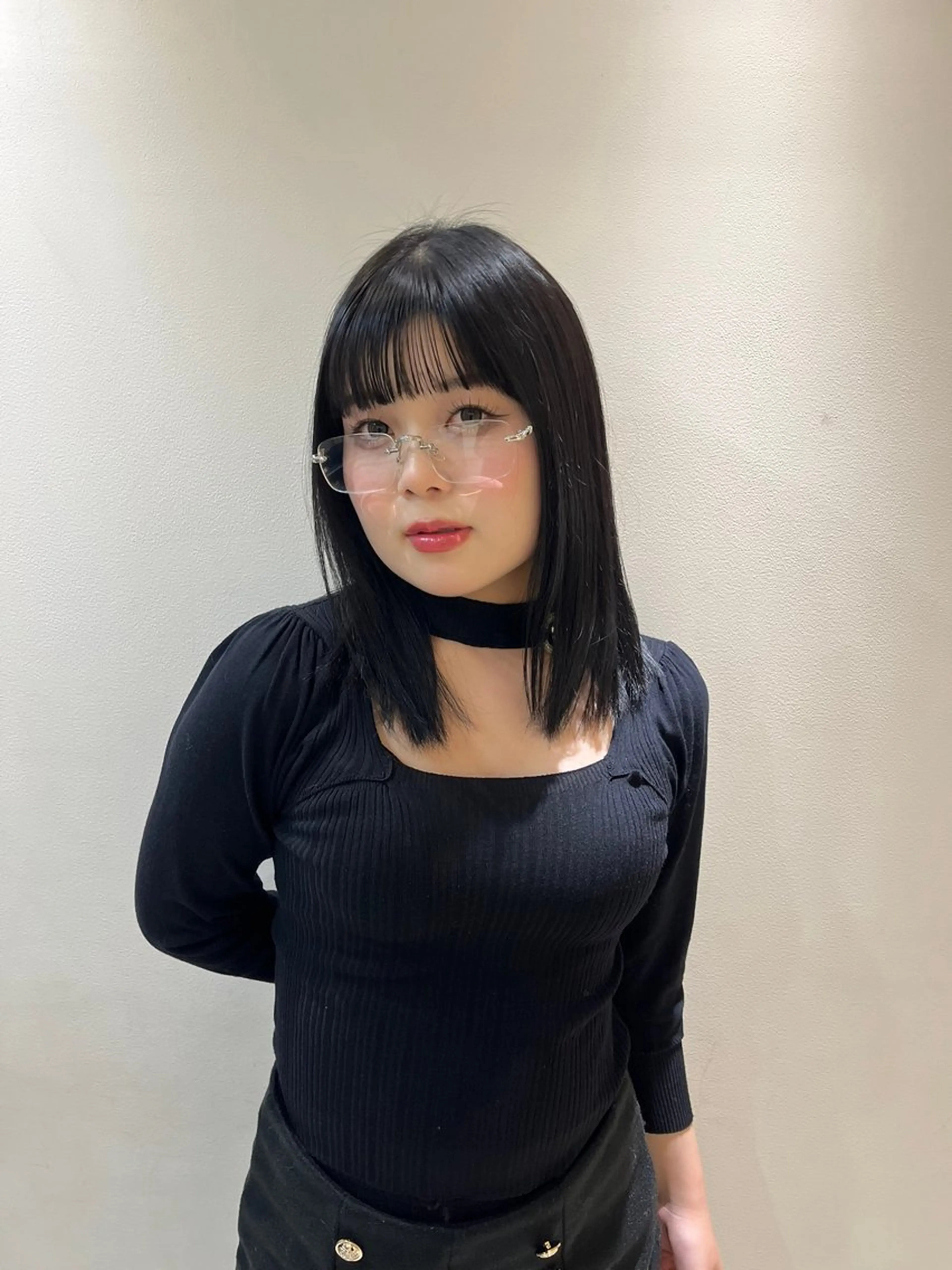 ミディアム 新開 夏菜のヘアスタイル