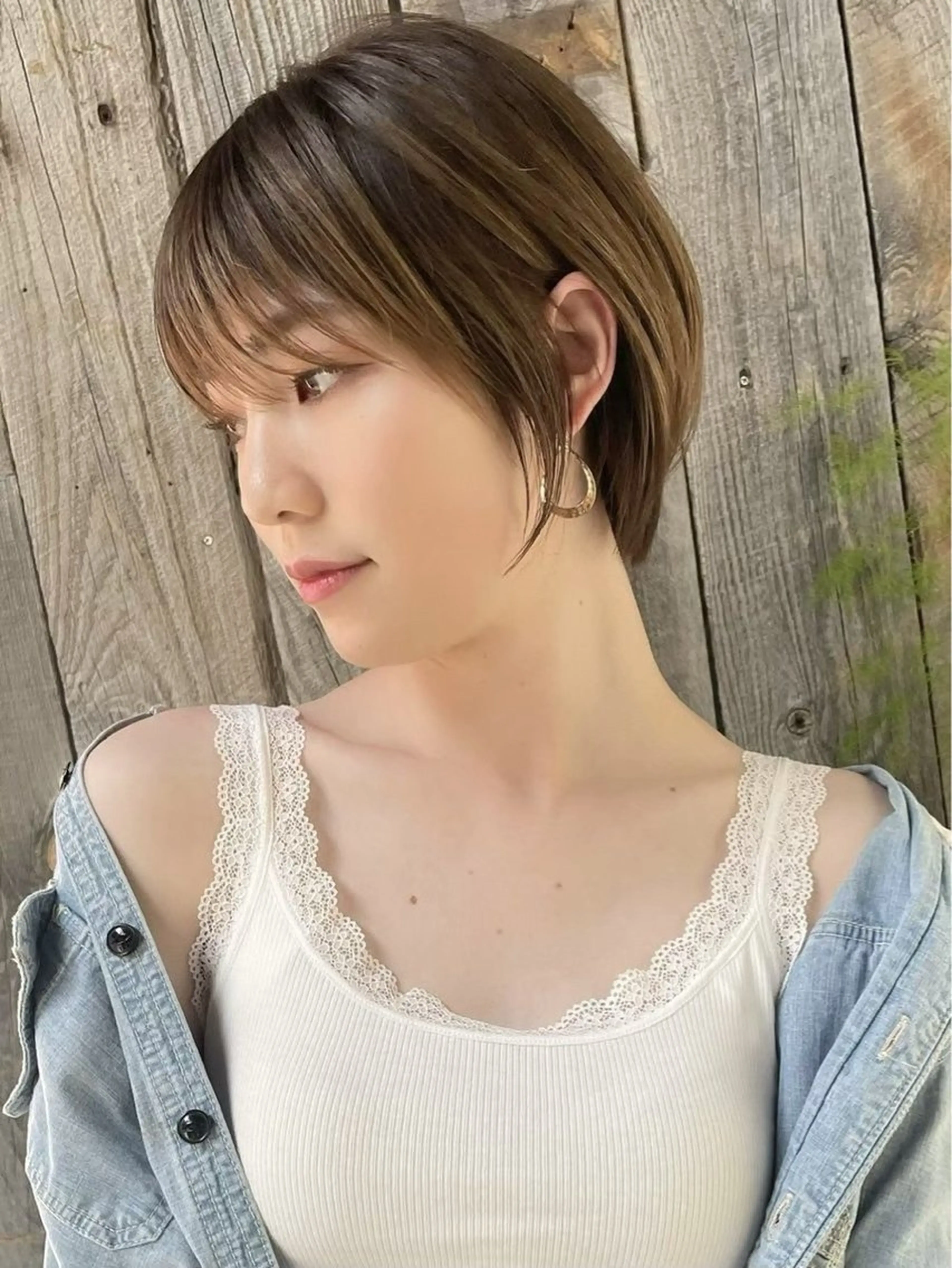 ミディアム カット ヘアカラー トリートメント Hello by Sea所属・レイヤー/艶髪/ボブ /くびれ/伊藤　勇司のヘアスタイル