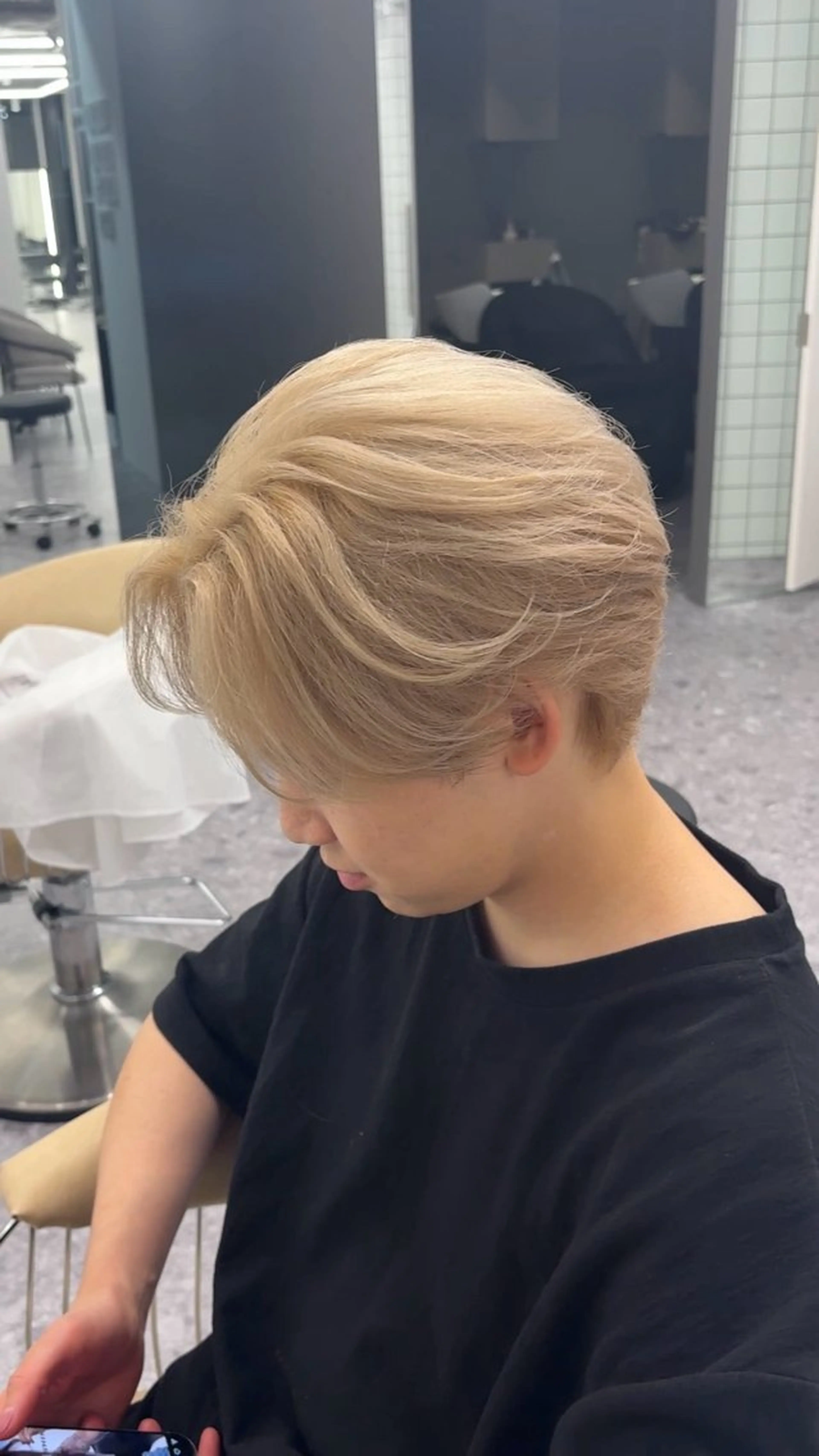 ショート カラー パーマ メンズ ヘアカラー トリートメント 鈴汰郎/原宿/メンズ /ハイトーンカラーのヘアスタイル
