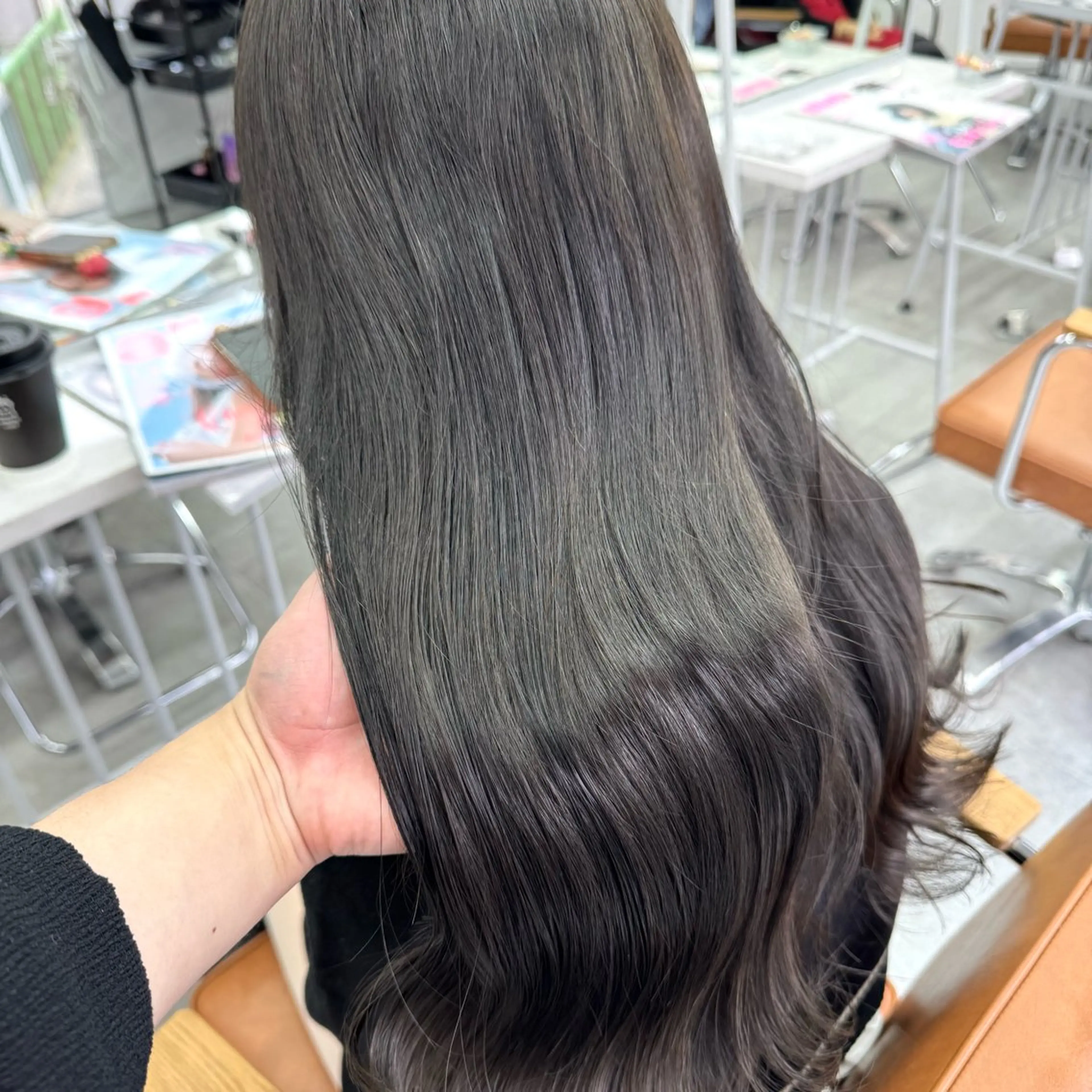 ロング カラー ヘアアレンジ ブリーチなしカラー /ベージュ/安形翔のヘアスタイル