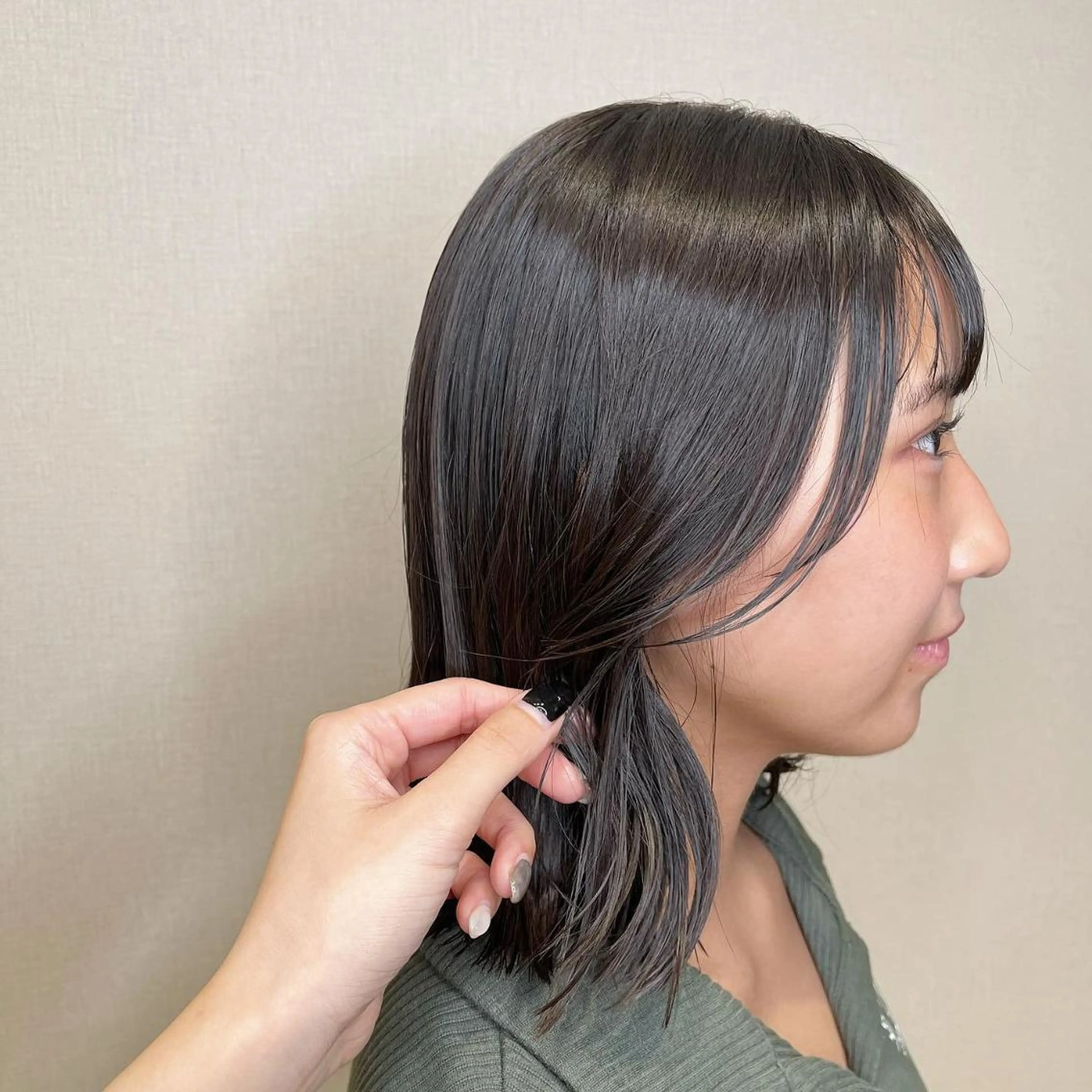 ミディアム カラー ナチュラル*艶* 蒲生四丁目*山保美月のヘアスタイル