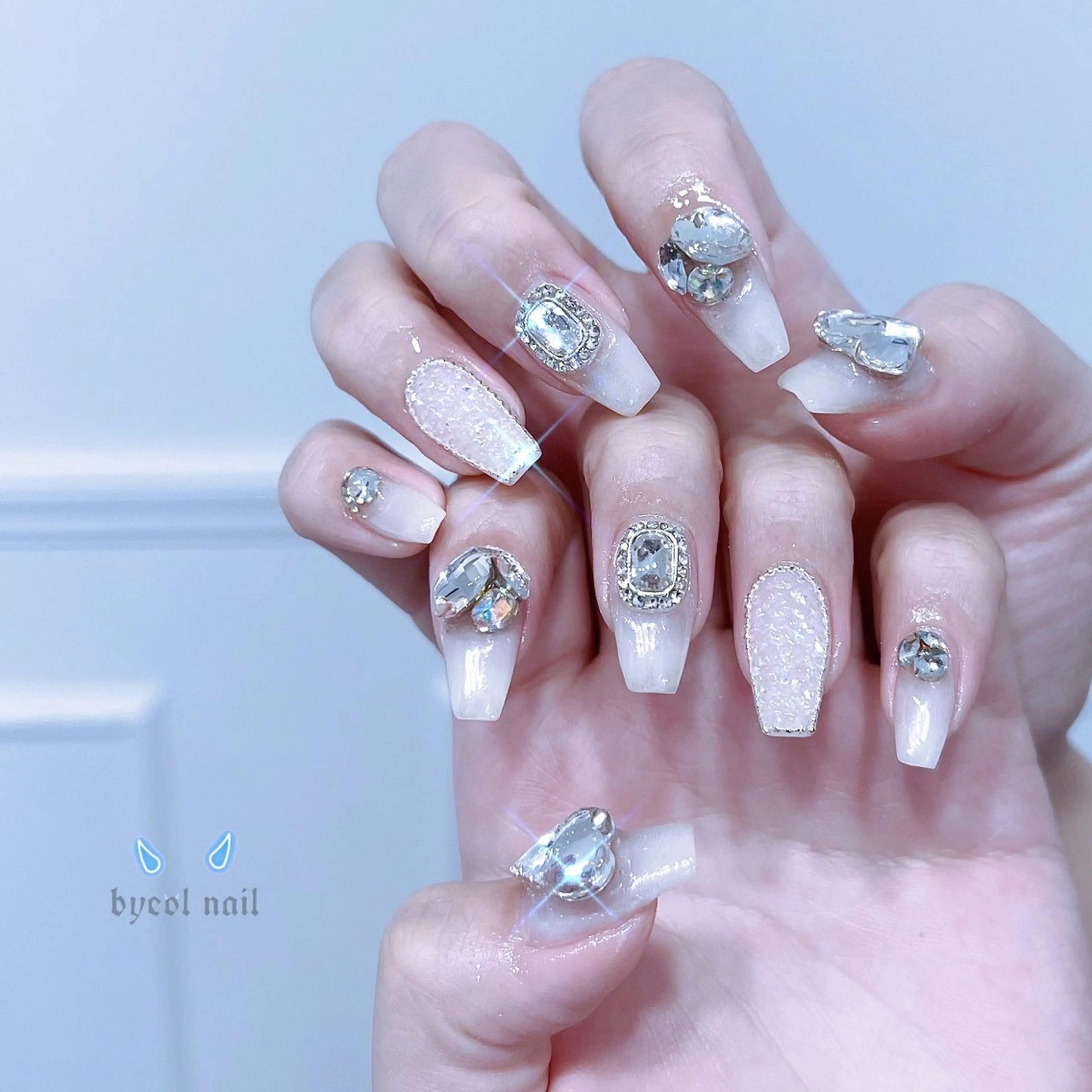 ネイル byeol  nail (ビョルネイル)所属・🌧byeol nail🤍のネイルデザイン