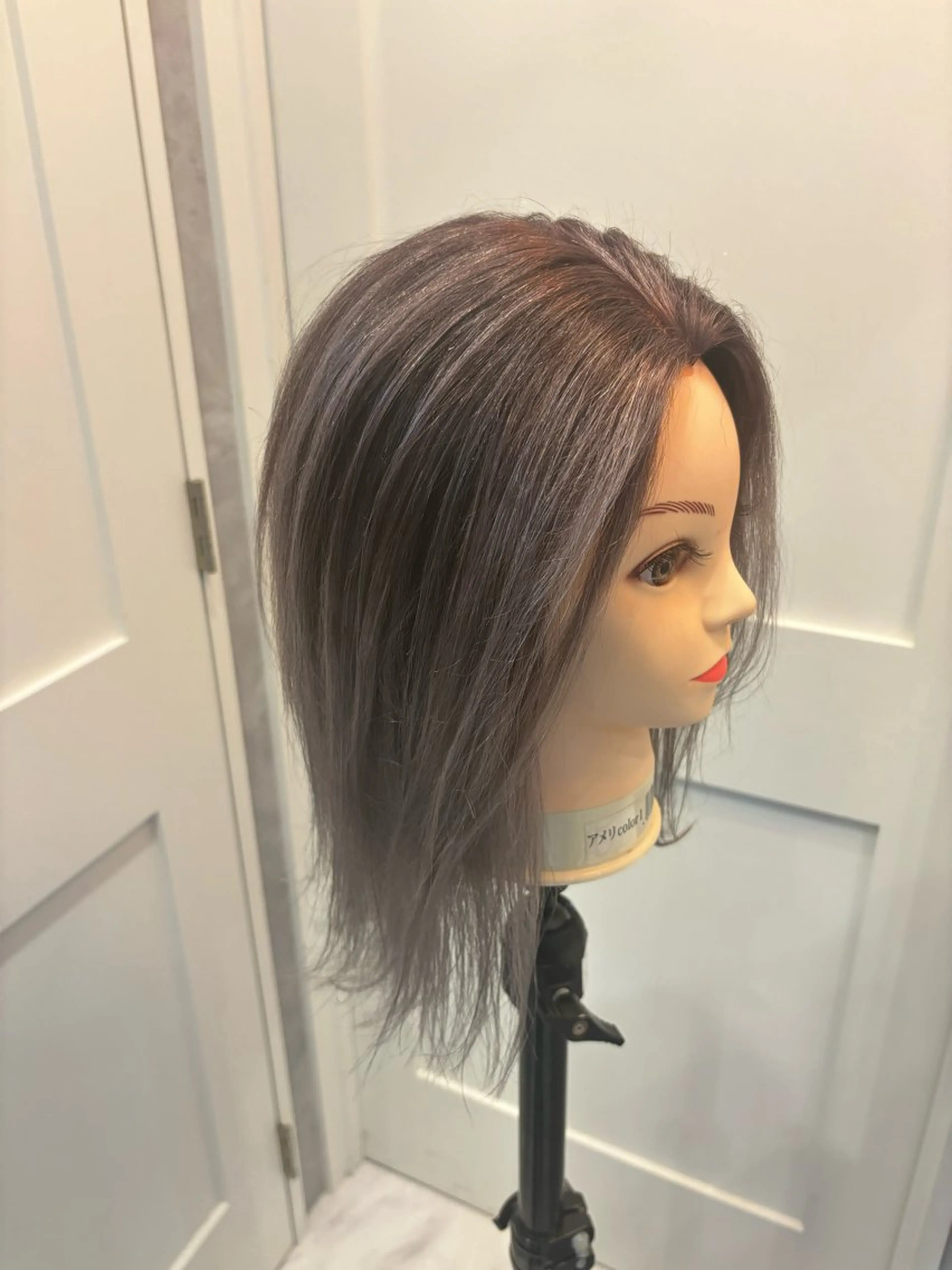 ミディアム カラー CS made by SHACHU 栄所属・山田 瑛司のヘアスタイル