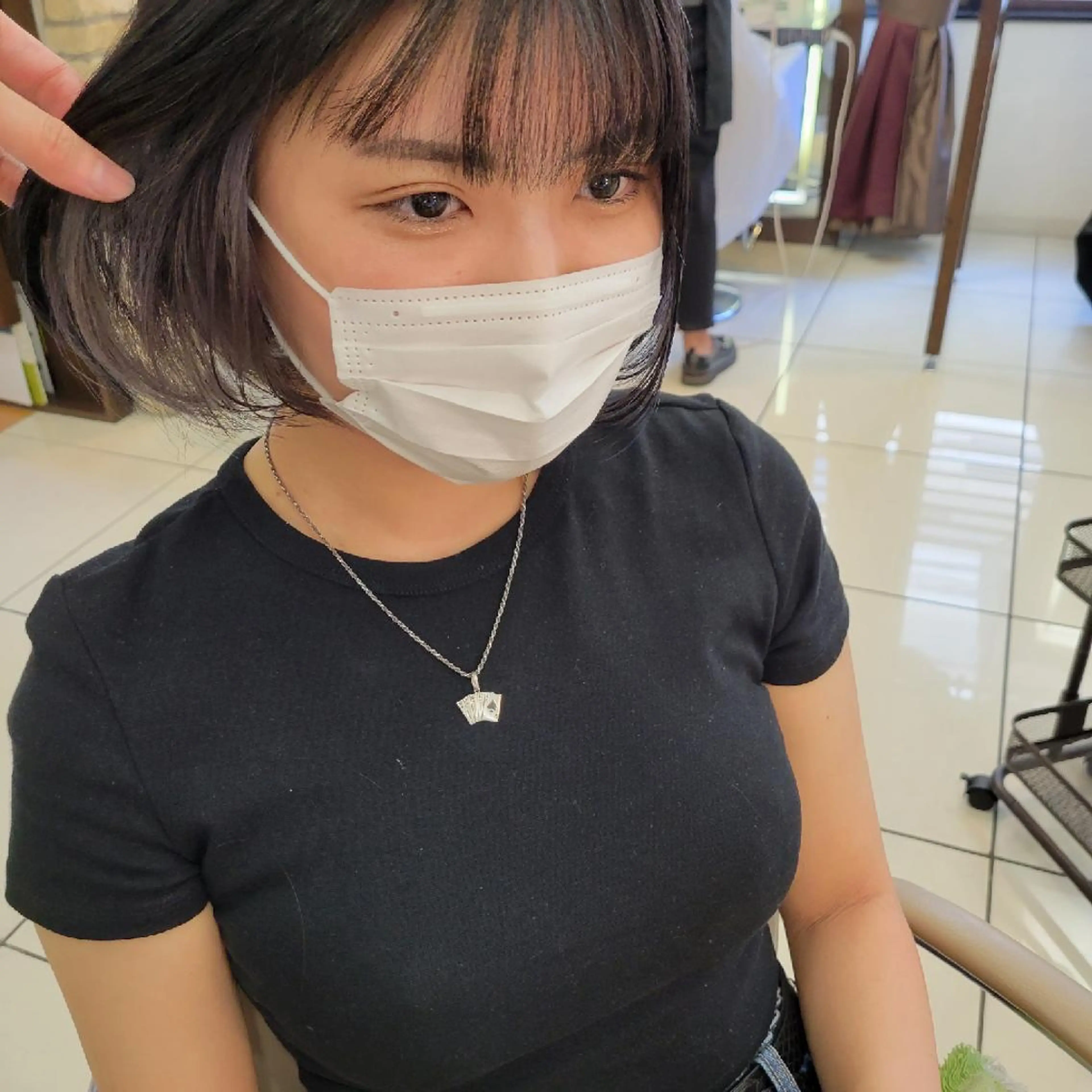 ショート カラー ママ美容師まつげ 🤍まき🤍のヘアスタイル