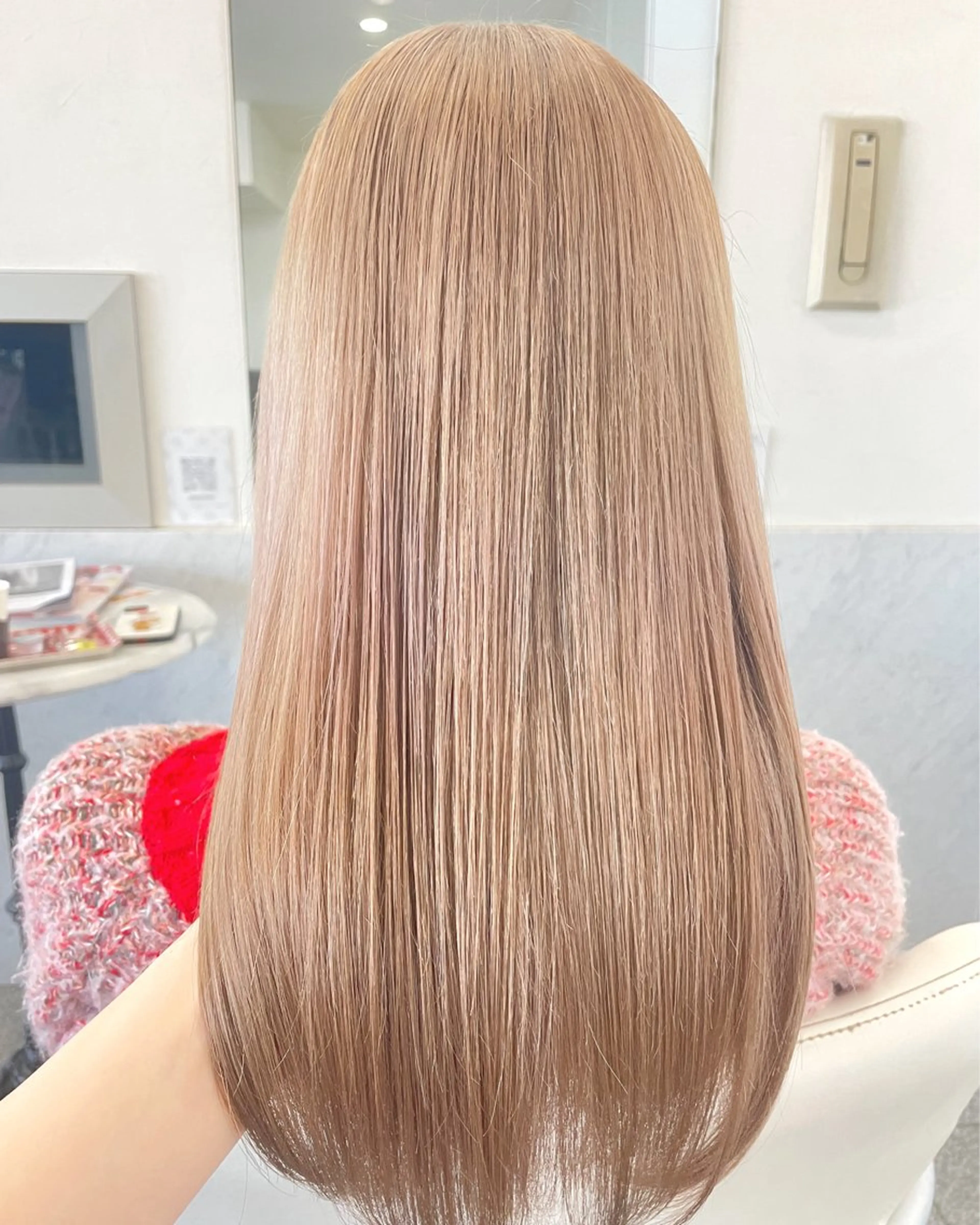 ロング カラー ブリーチ ハイトーン、ブリーチ 🤍足立里湖のヘアスタイル