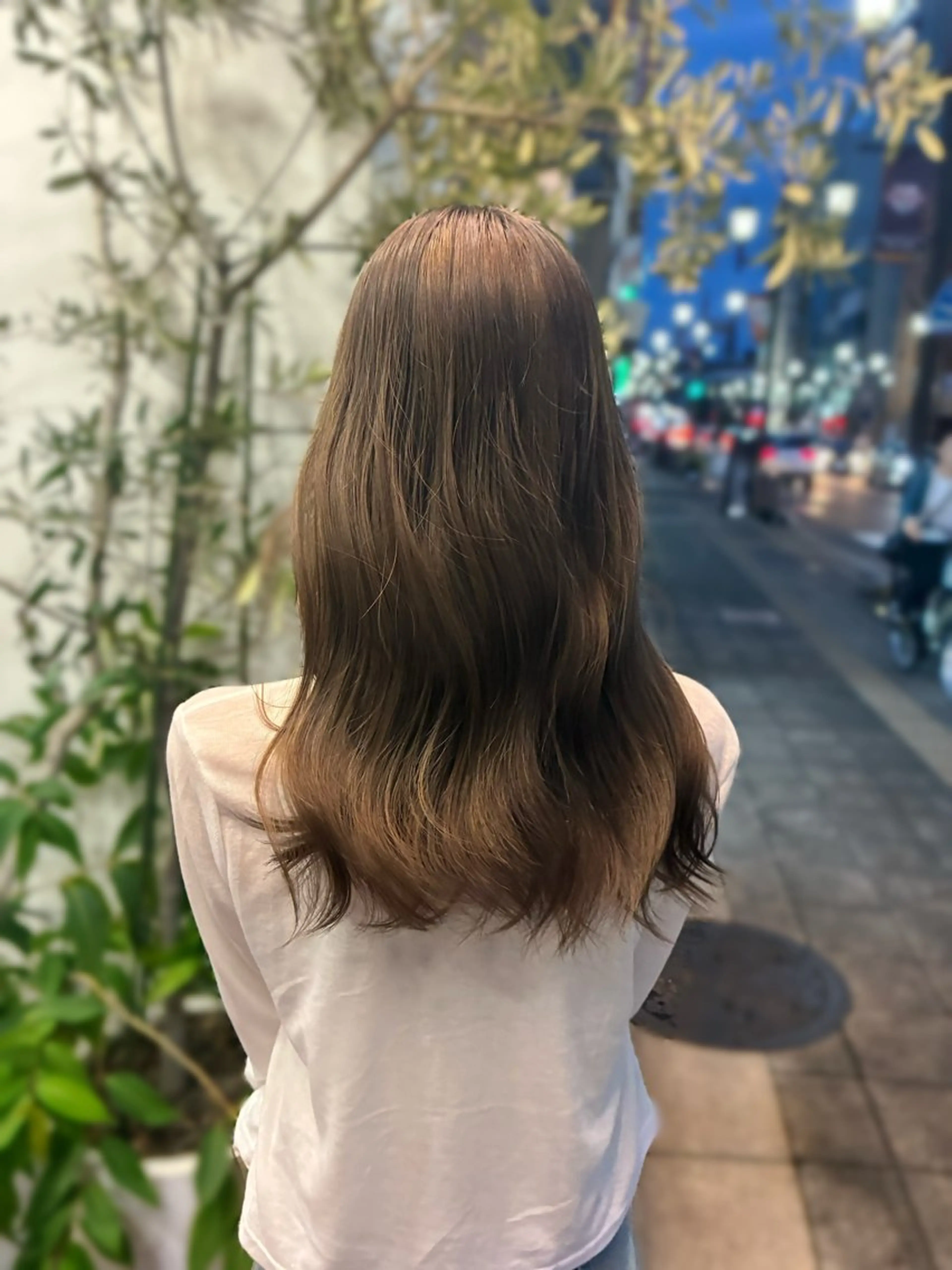セミロング カラー ブリーチ グレージュ 梅原 姫🍬🐰のヘアスタイル