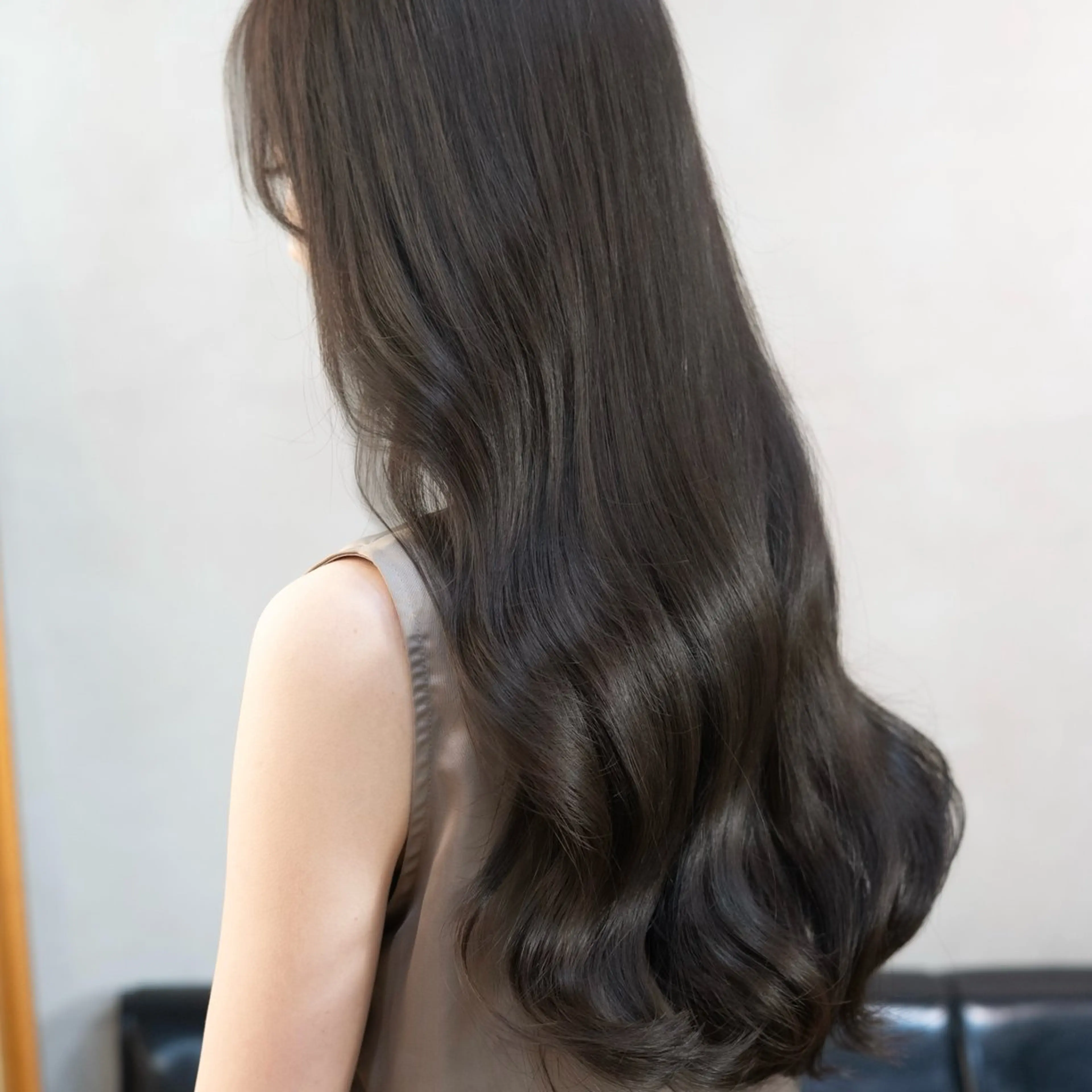 ロング カラー 透明感カラー カット ヘアカラー トリートメント ALLY（アリー）所属・ミニモお気に入り数 No.1宍戸雄弥のヘアスタイル