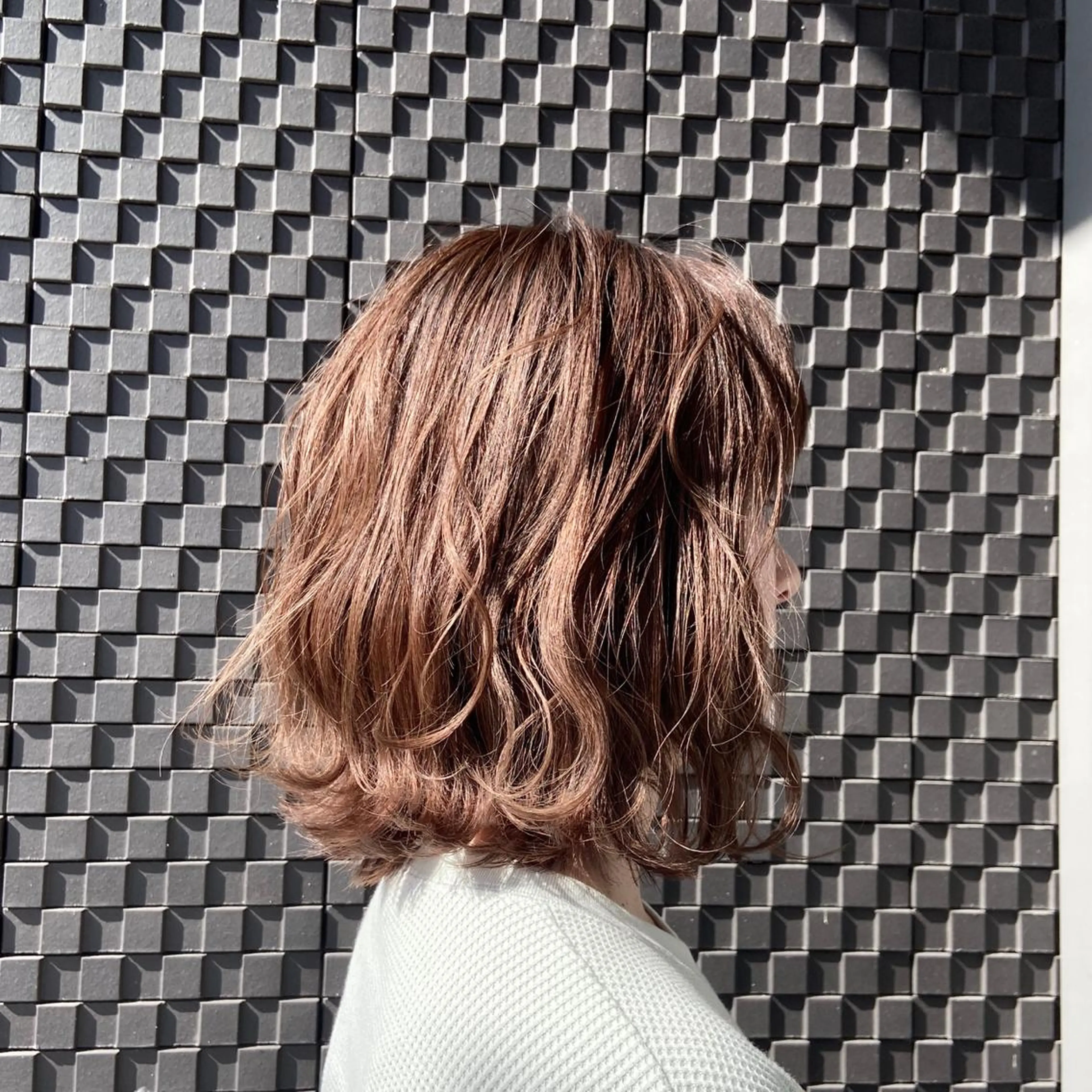ショート ハイライト 峯 志帆のヘアスタイル