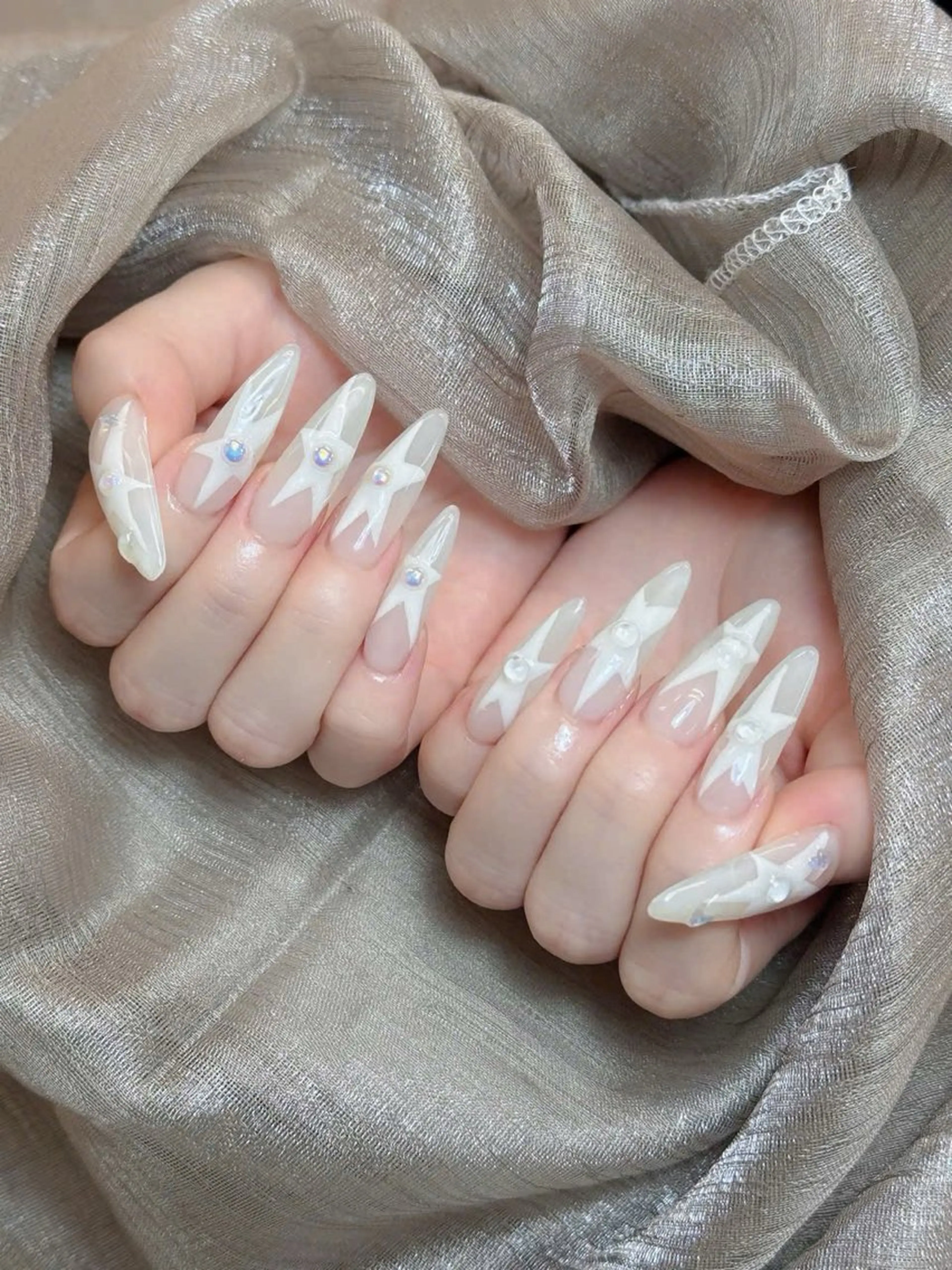 ネイル オーロラネイル チークネイル フットネイル フレンチネイル 韓国ネイル Lumi Nail 新大久保3‘のネイルデザイン