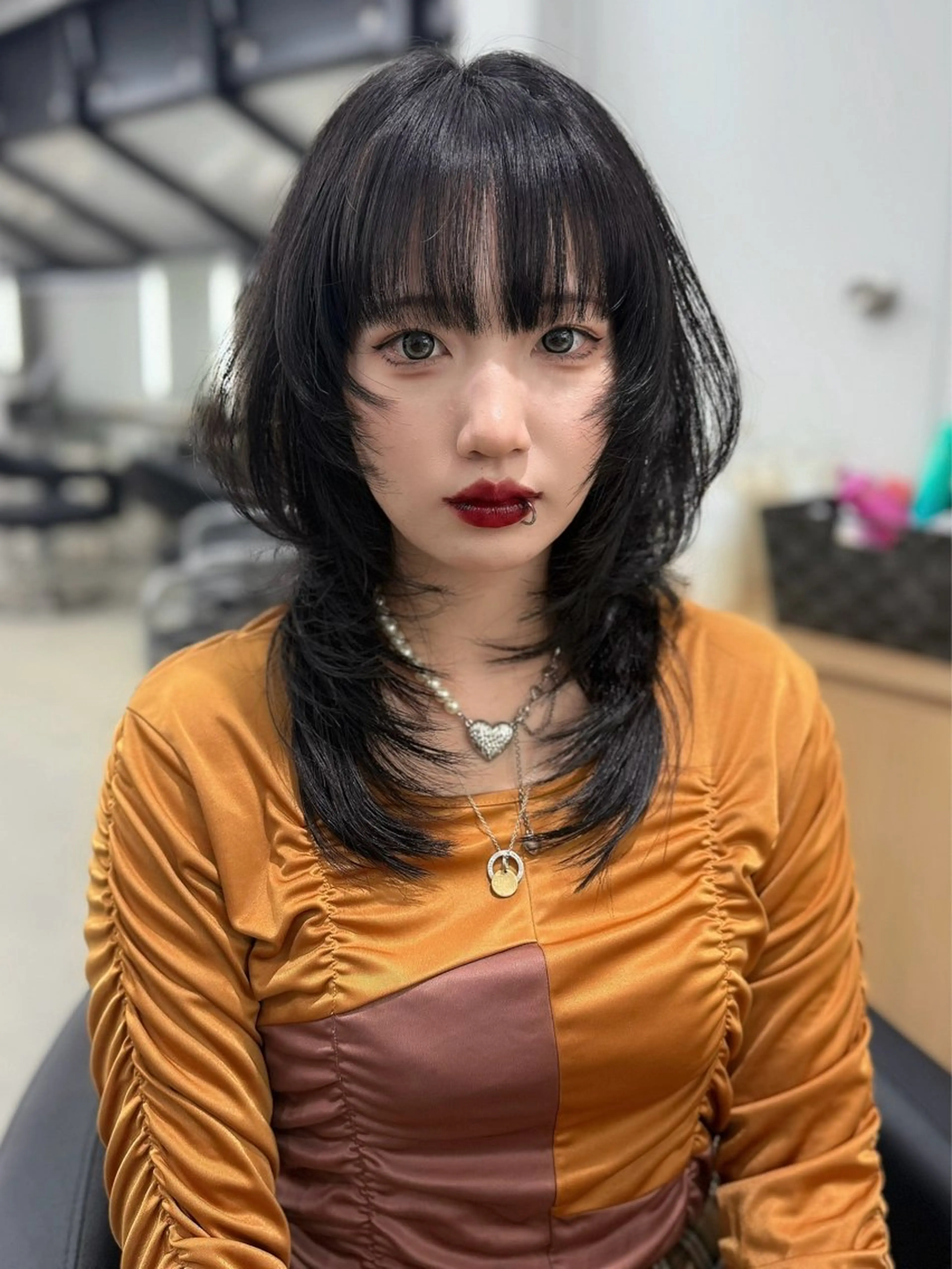 ロング カラー 黒髪 ブルーカラー ブルーブラック ハッシュカット カット ヘアカラー トリートメント Sea Shinjuku所属・ハッシュカット/ レイヤー/TERUのヘアスタイル