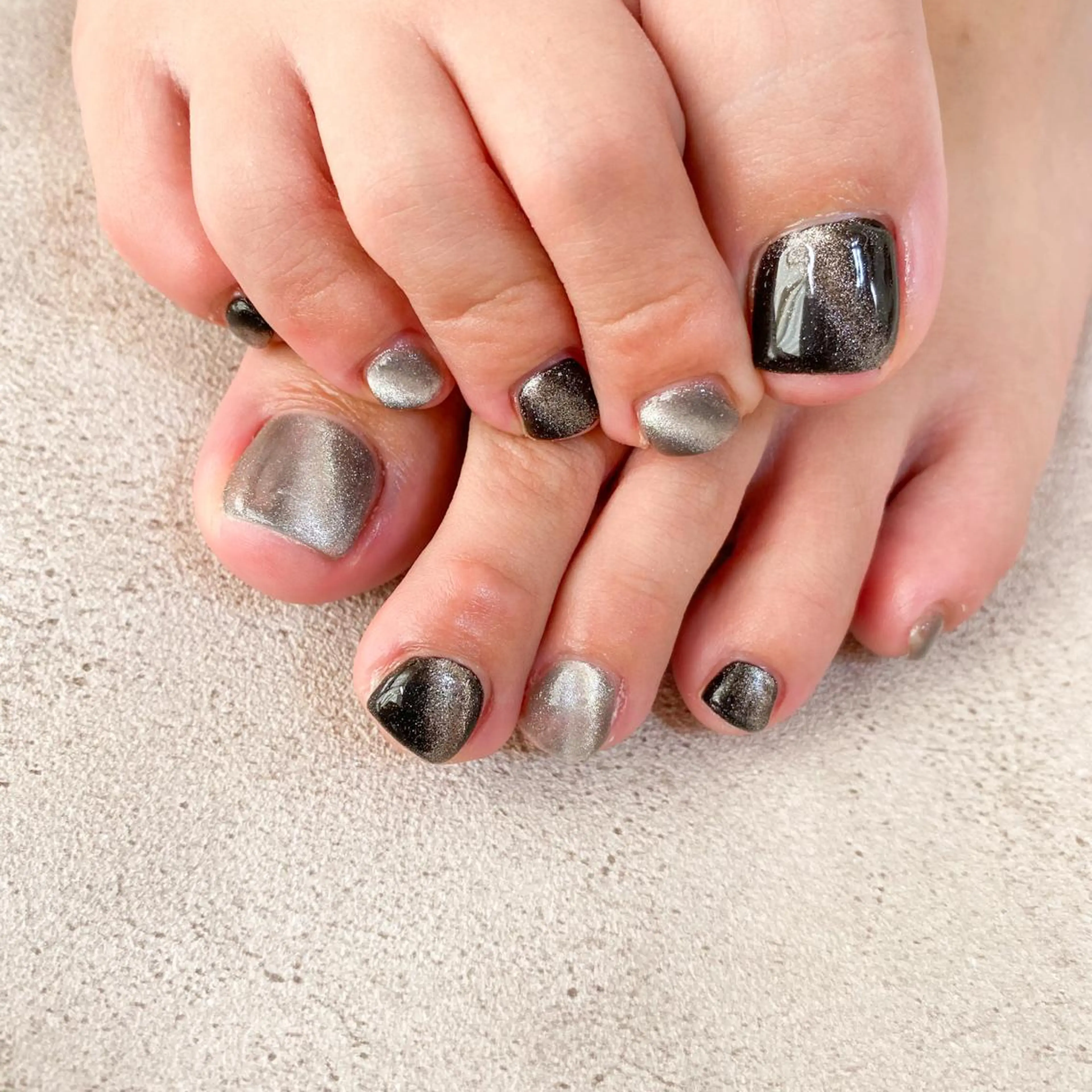 ネイル フットネイル ゴテゴテ💙ワンホン リオナのネイルデザイン