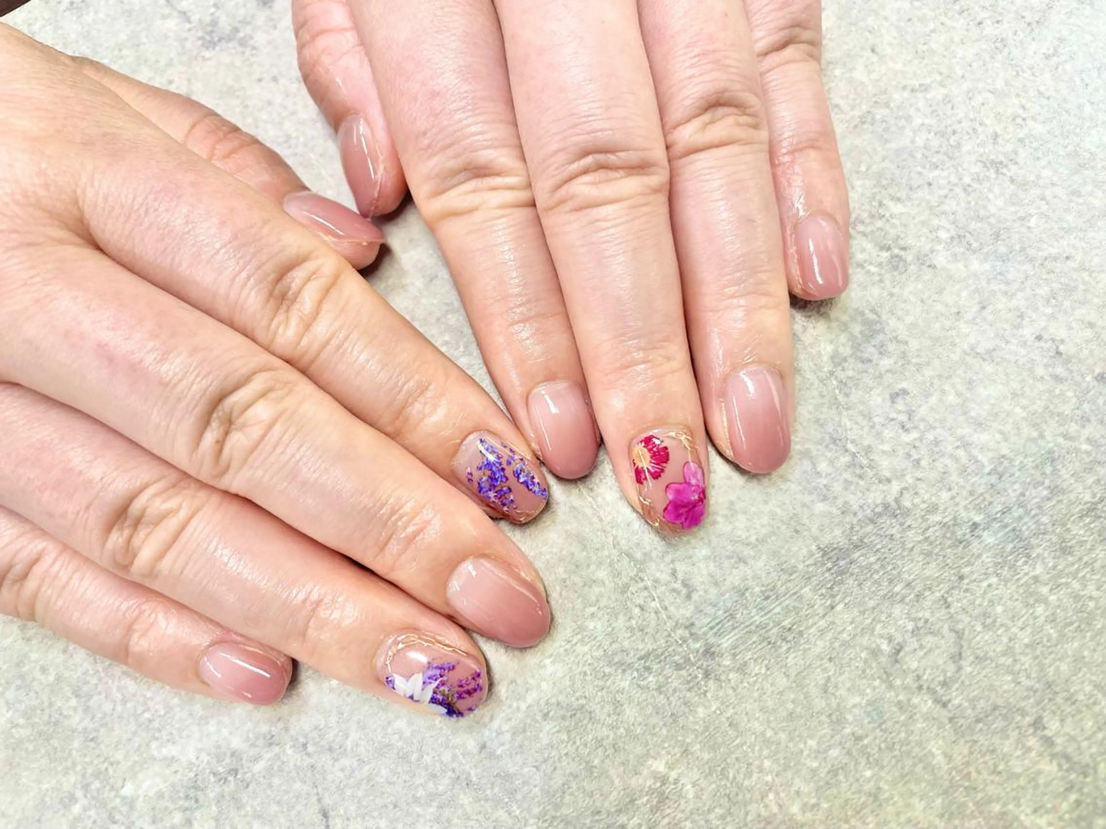 ネイル アートネイル フラワーネイル フレンチネイル ジェルネイル ガラスフレンチ FASTNAIL PLUS 新宿店のネイルデザイン