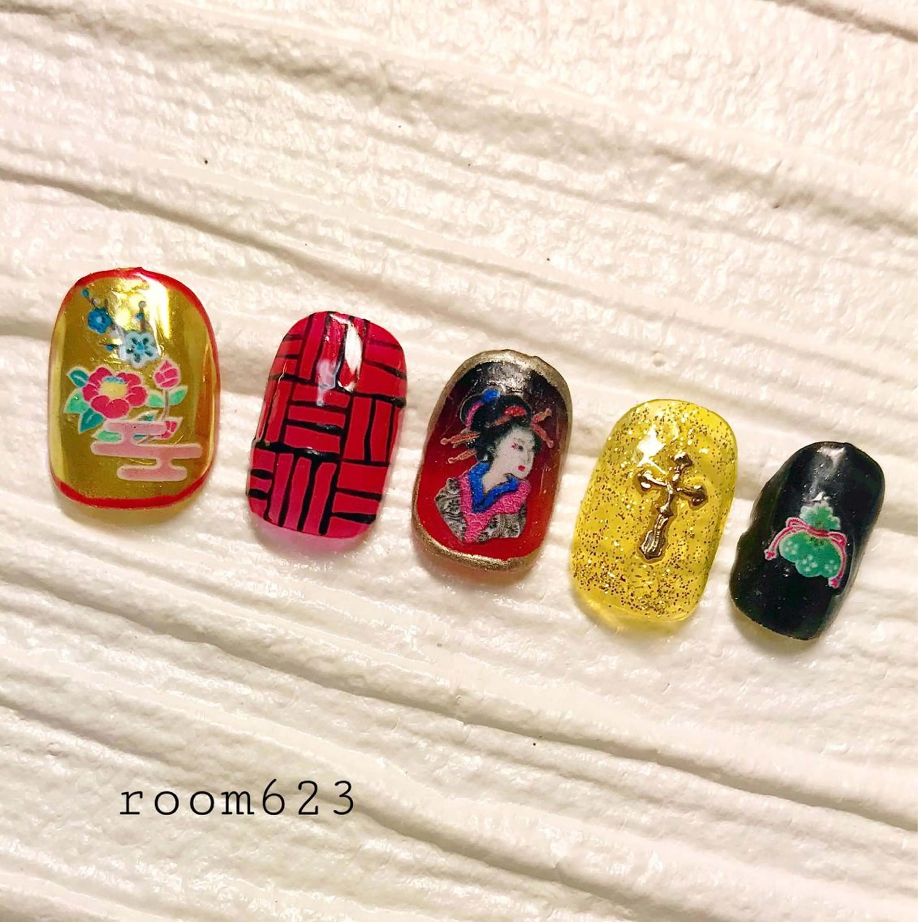 ネイル 青山ルーム735 yukiのネイルデザイン