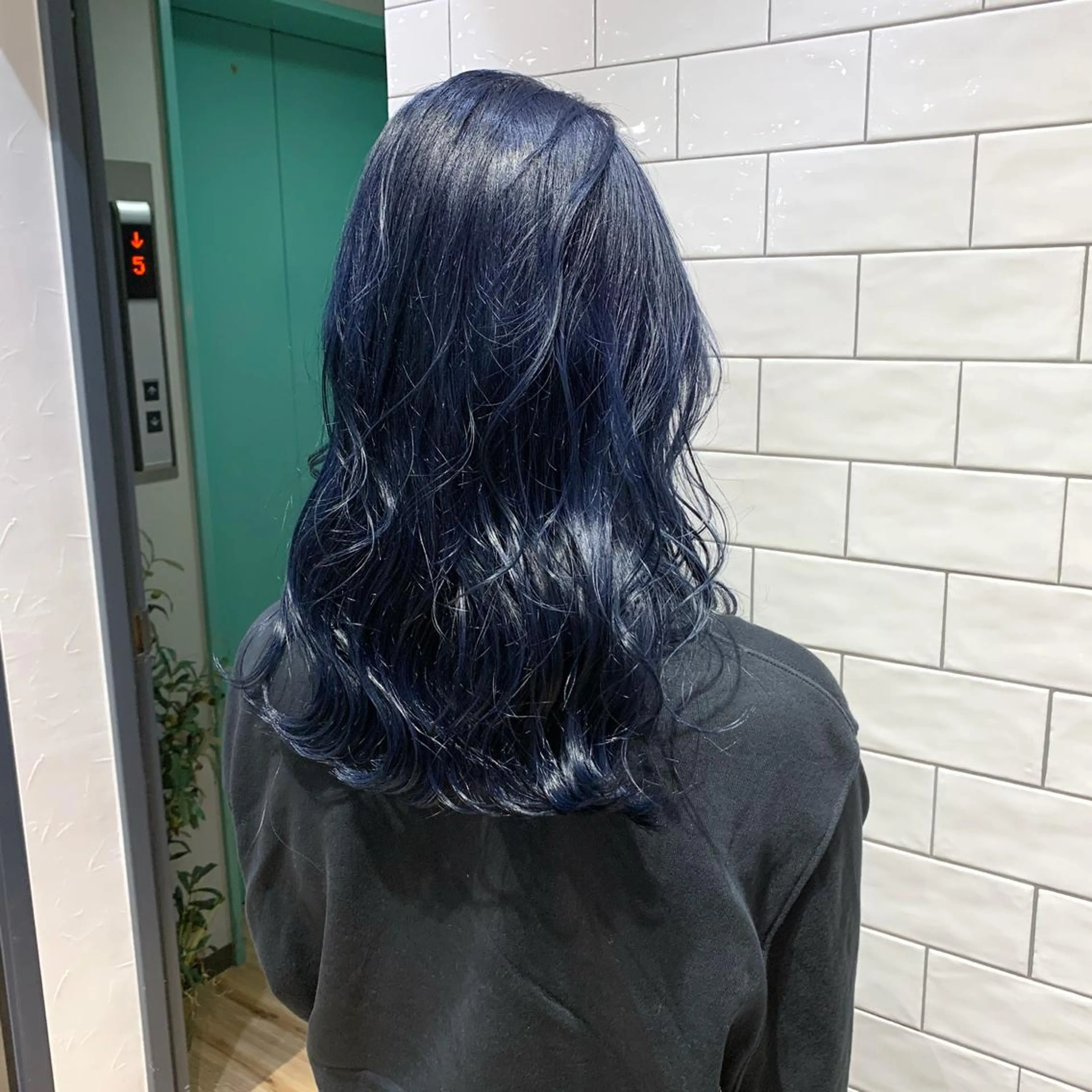 セミロング カラー ヘアカラー 原山 直人のヘアスタイル