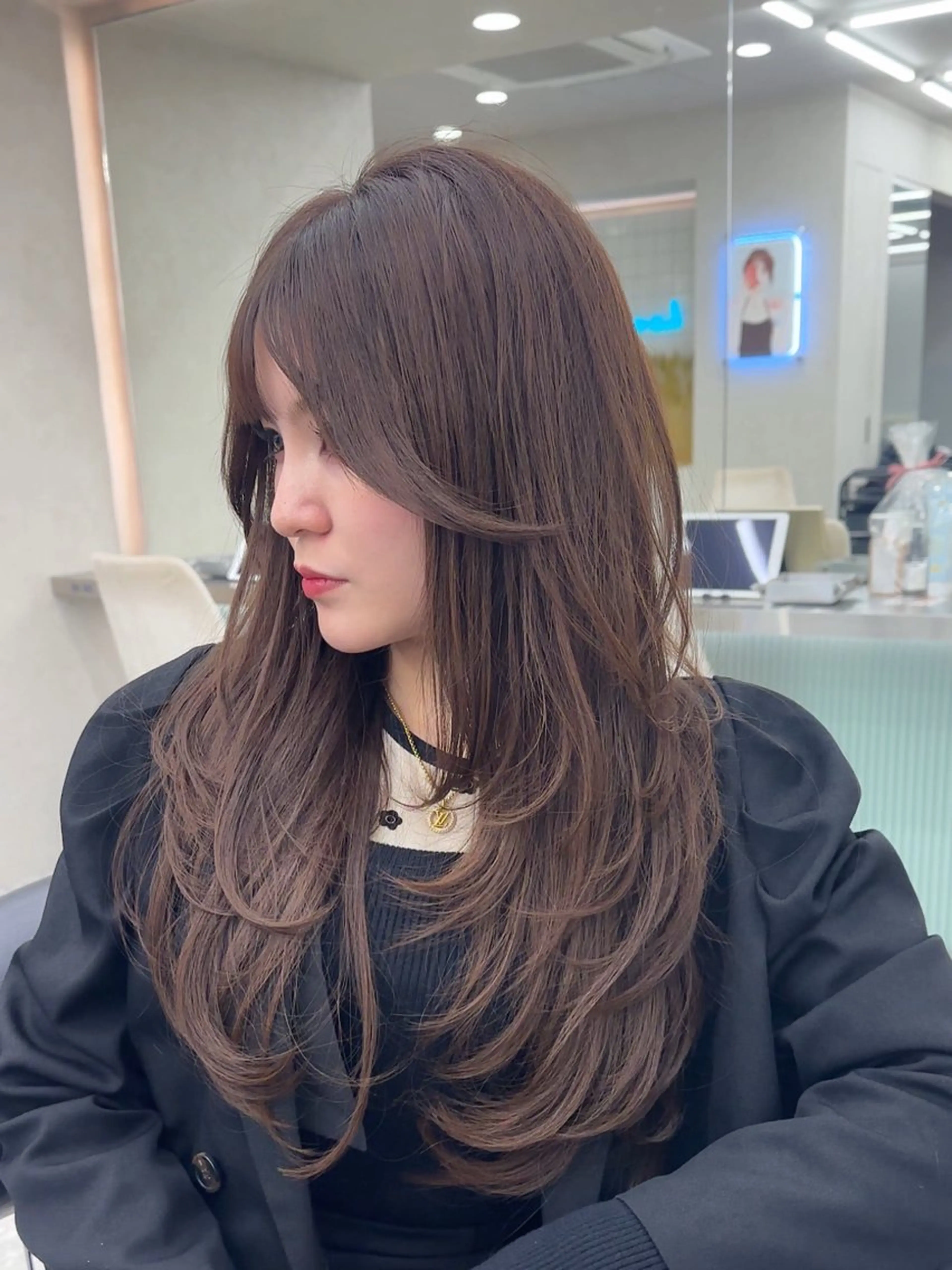 ロング カラー カット ヘアカラー ケアブリーチ 韓国レイヤーKYONのヘアスタイル