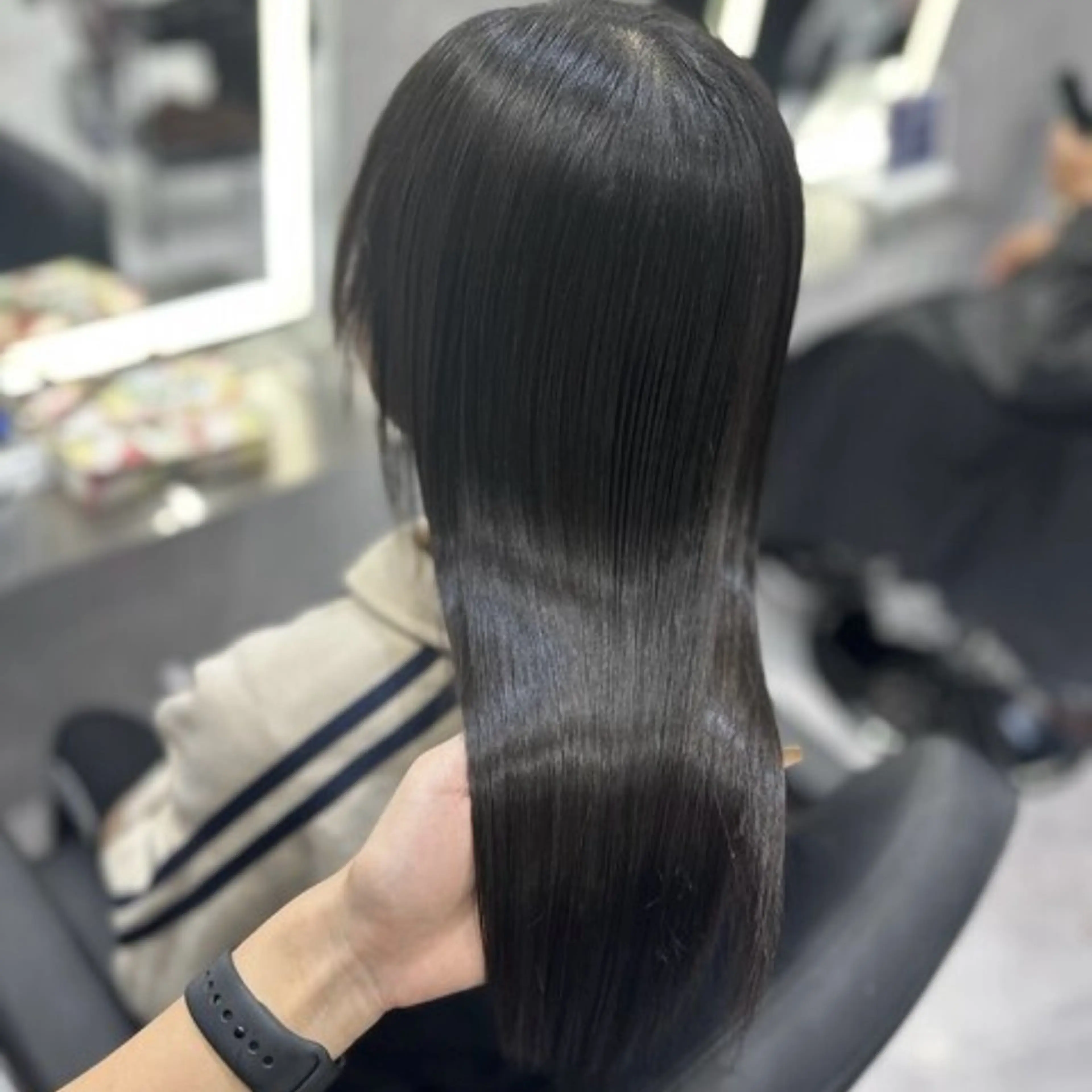 セミロング カット 縮毛矯正 ❤️‍🔥シールエク ＋カラー京❤️‍🔥のヘアスタイル