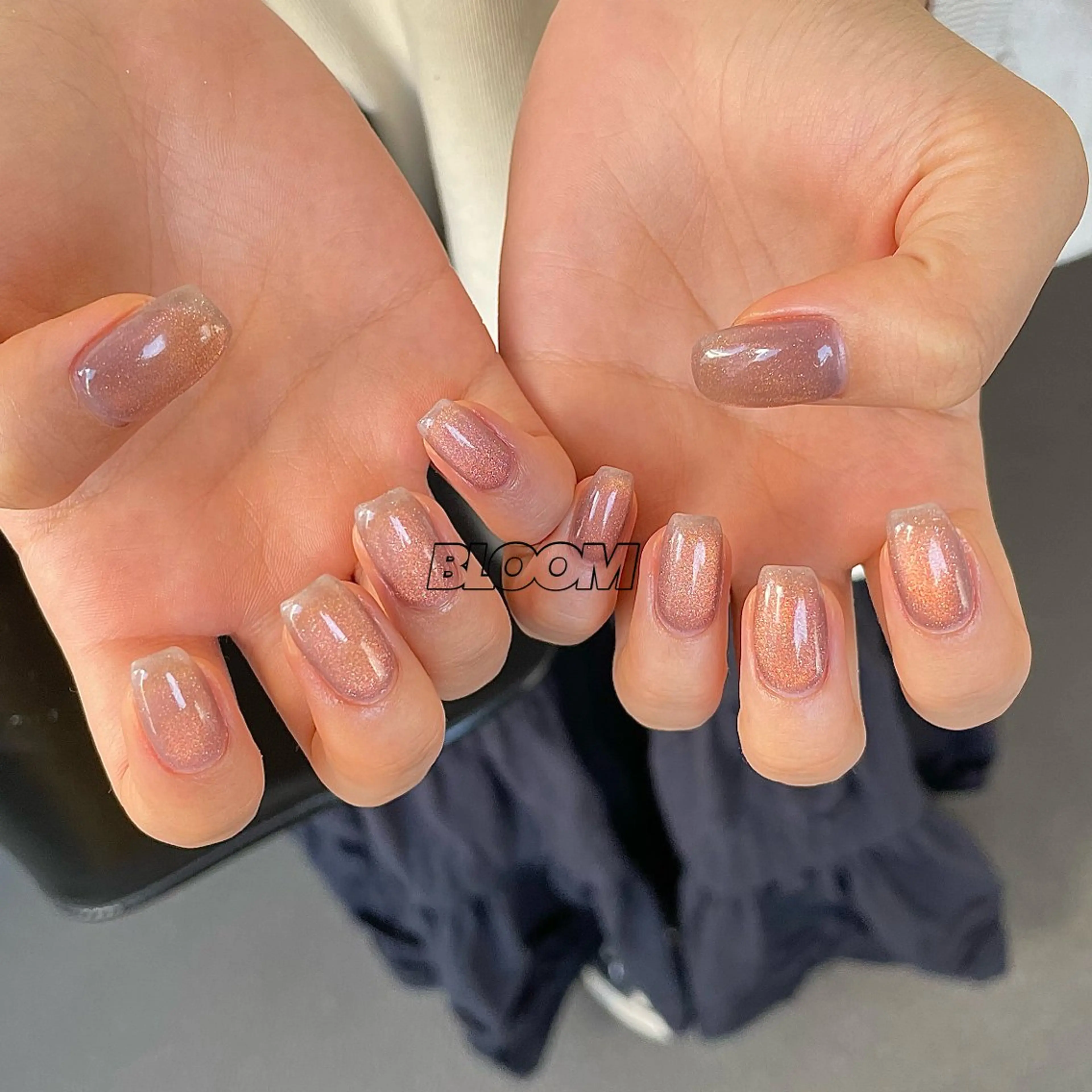 ネイル ジェルネイル マグネットネイル ワンカラーネイル ハンドネイル Nailsalon BLOOM🌷 山崎のネイルデザイン
