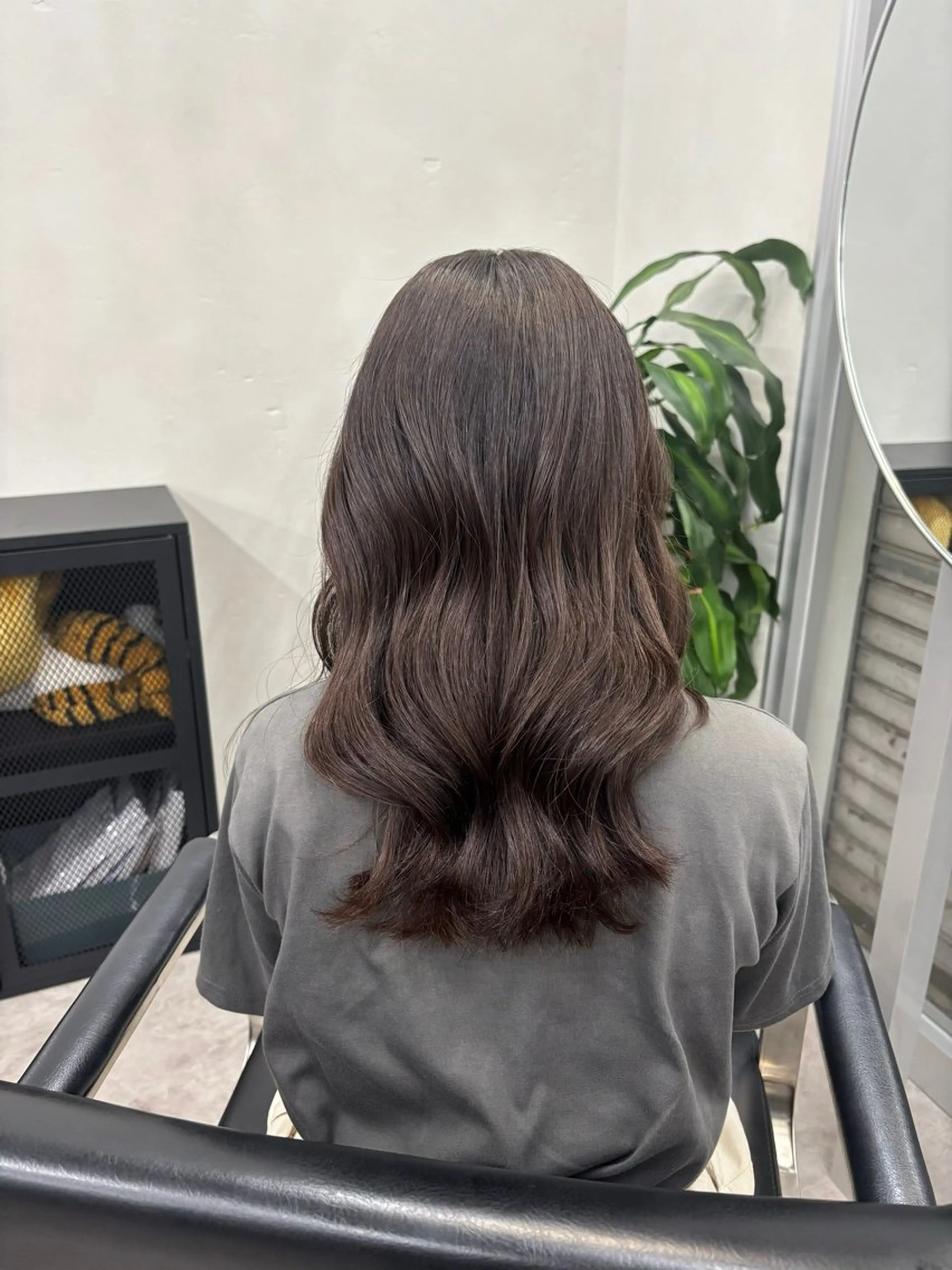 セミロング 長谷川 日南のヘアスタイル