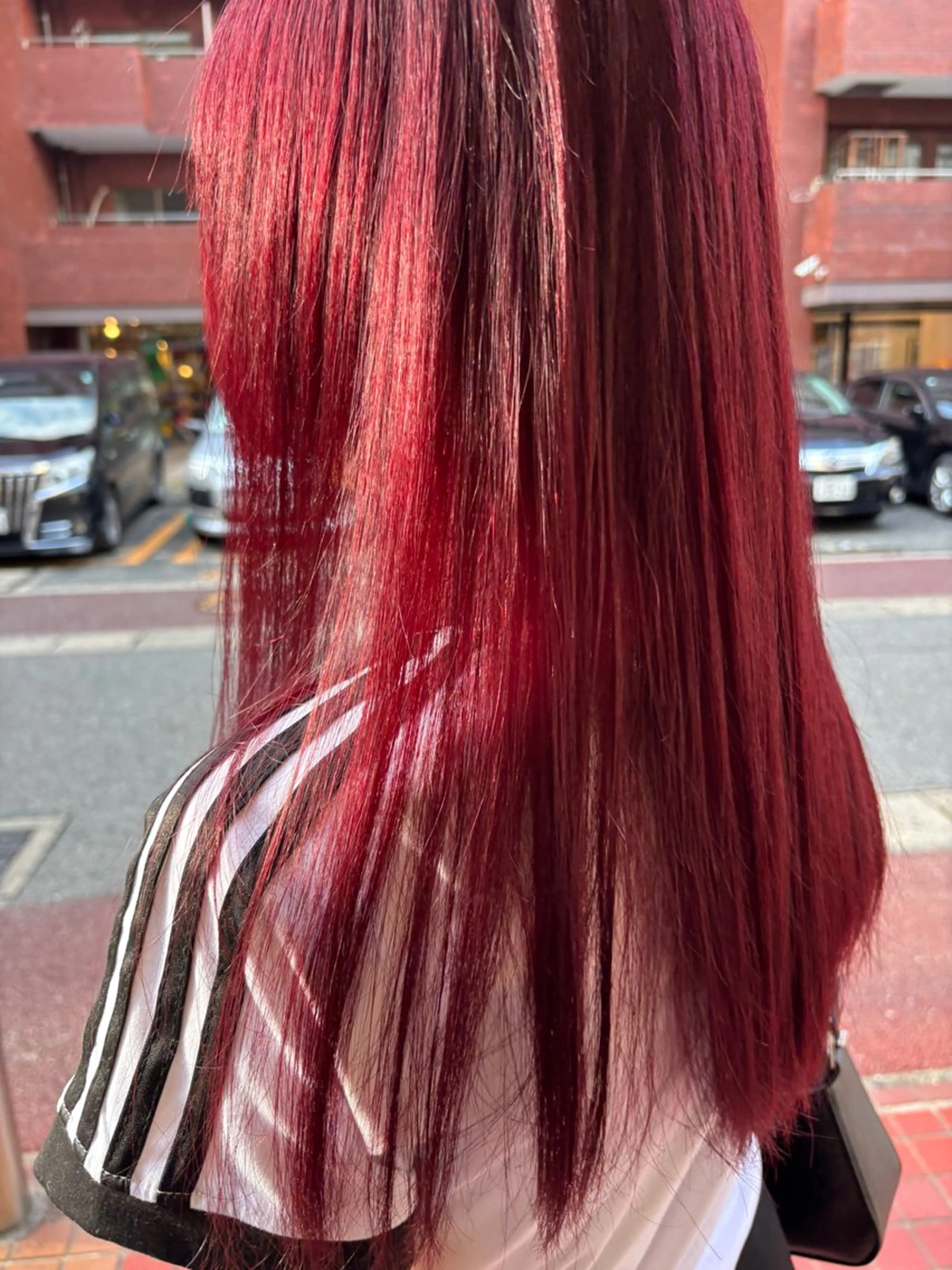 セミロング カラー ブリーチ 透明感カラー レッドカラー カット ヘアカラー ブリーチ無しダブル カラー / LINAのヘアスタイル