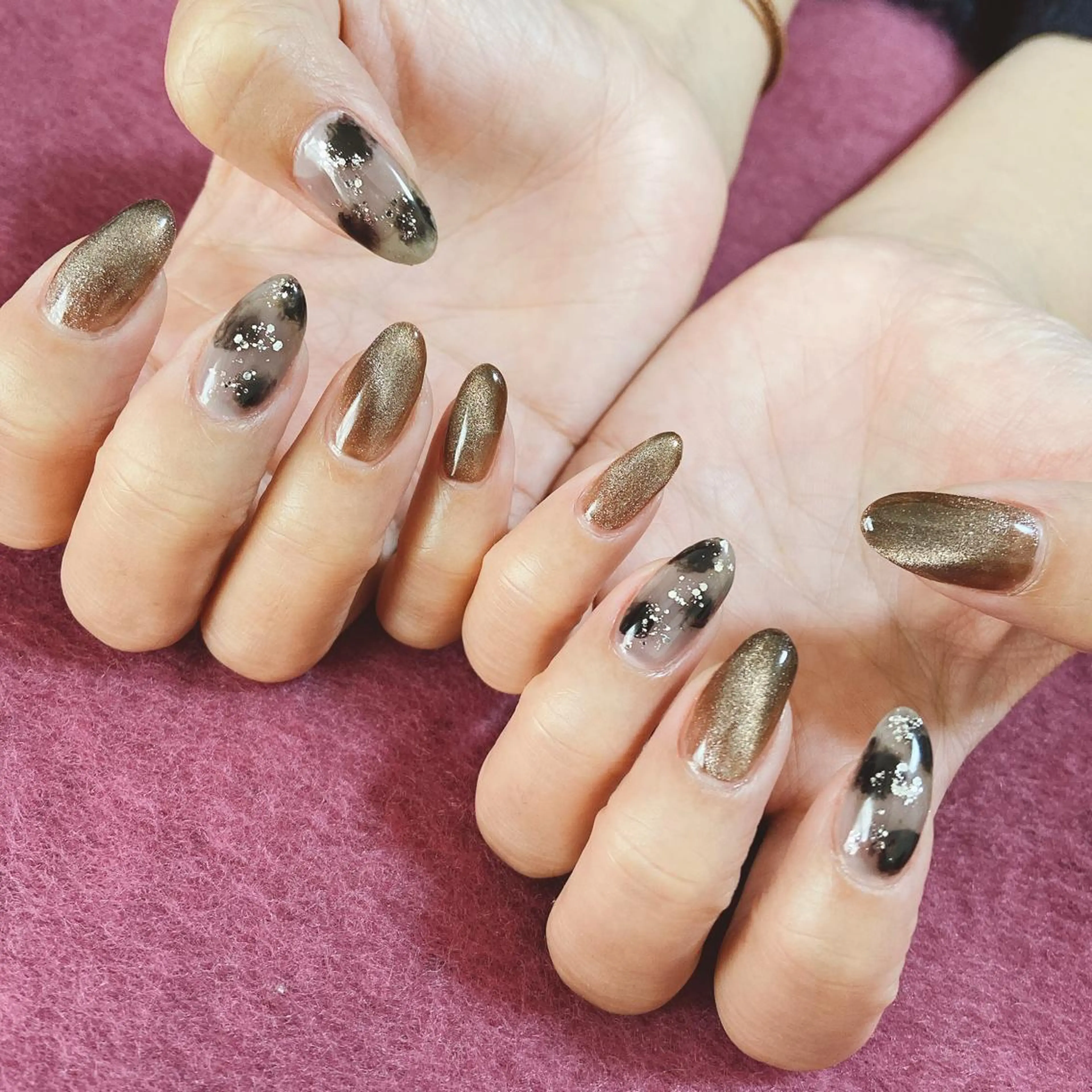 ネイル マグネットネイル ハンドネイル フットネイル Lokahi NAILのネイルデザイン