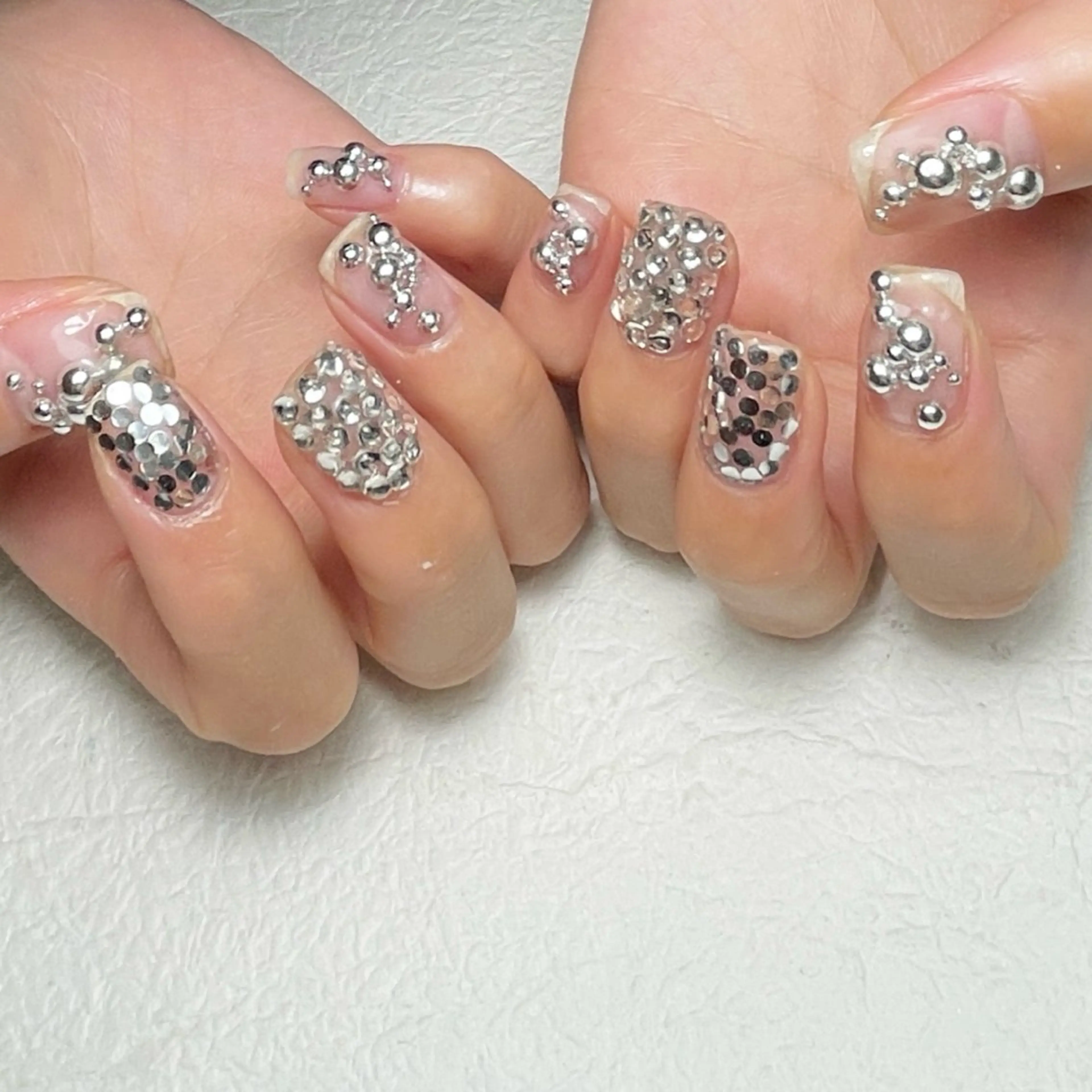ネイル アートネイル フットネイル ジェルネイル キラキラネイル 韓国ネイル ハンドネイル Y nail なんば堀江店のネイルデザイン