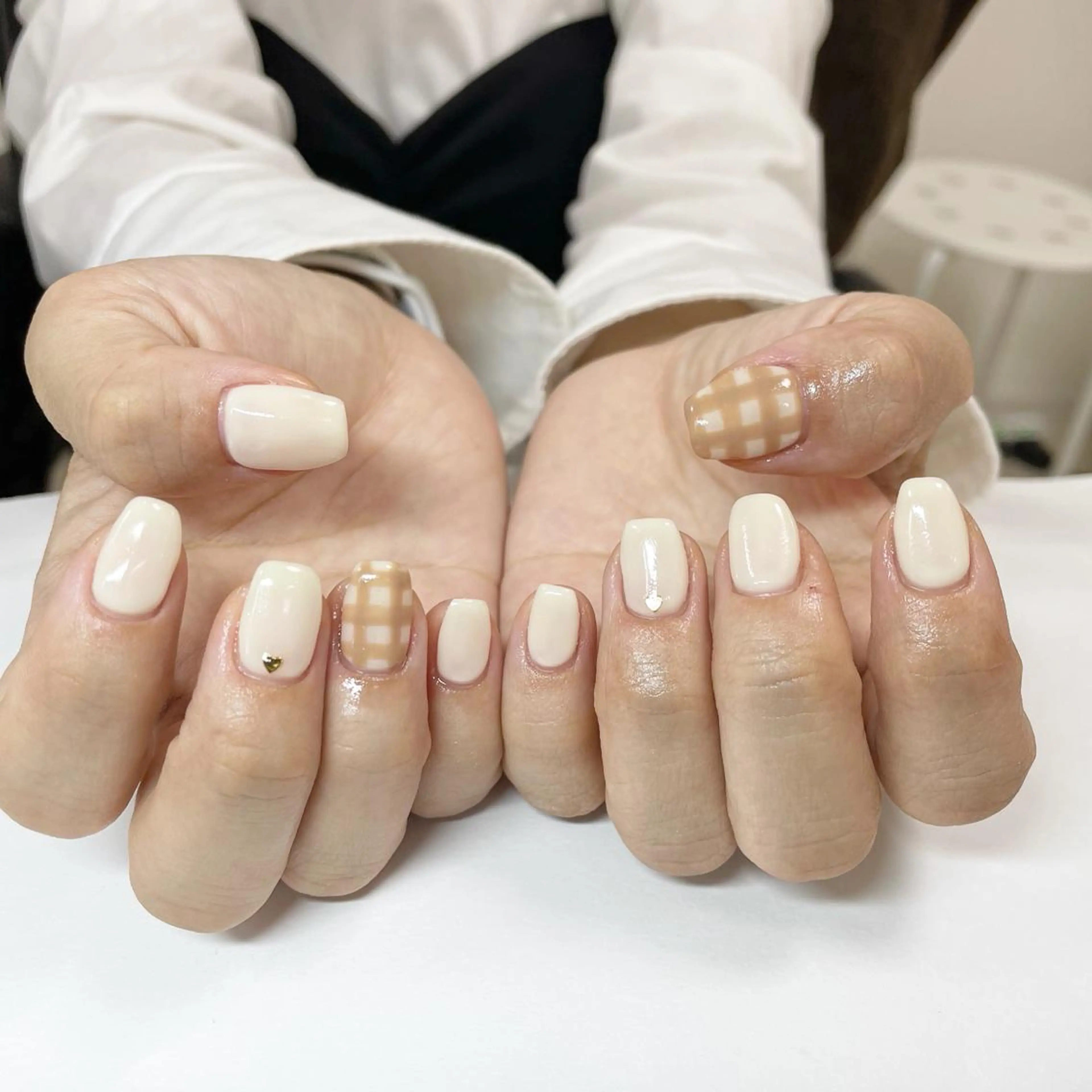 ネイル ハンドネイル 🔷ミナミネイル🔷 やり放題ネイル渋谷2のネイルデザイン