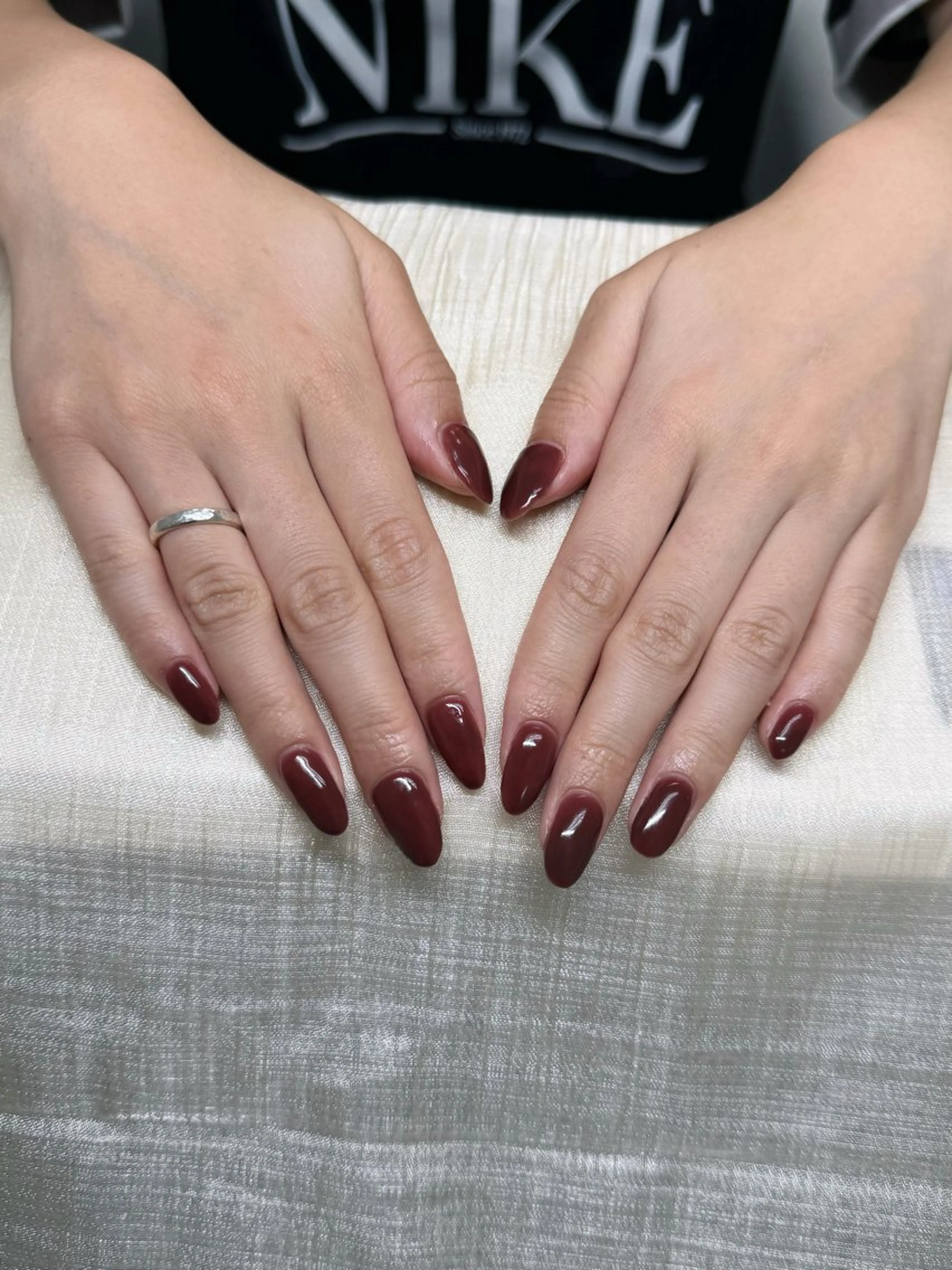 ネイル ハンドネイル R nailsalon所属・Rネルサイン よ よのネイルデザイン