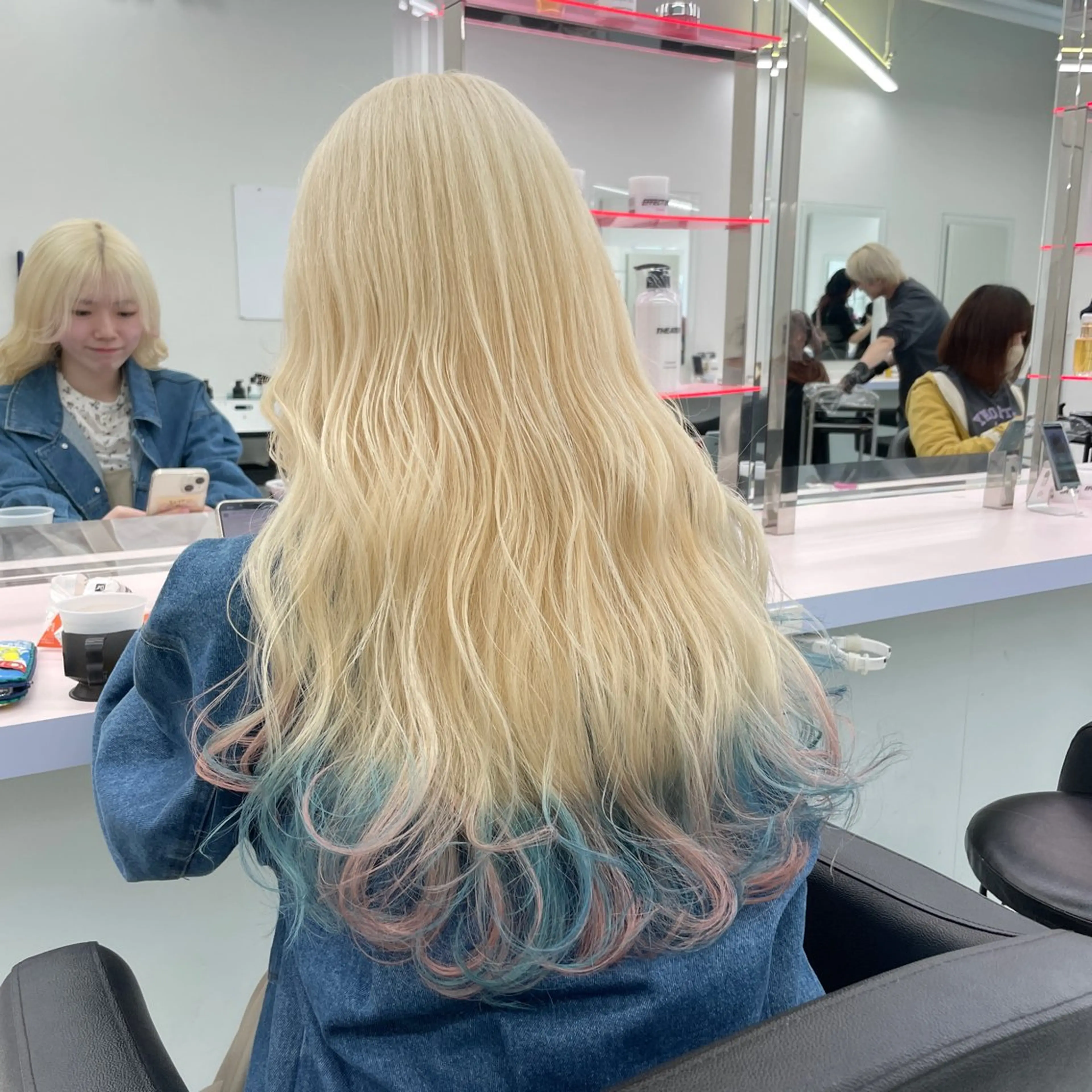 ロング ヘアカラー トリートメント SALOWIN札幌大通店所属・‎🤍札幌ハイトーン 🤍シンゴのヘアスタイル