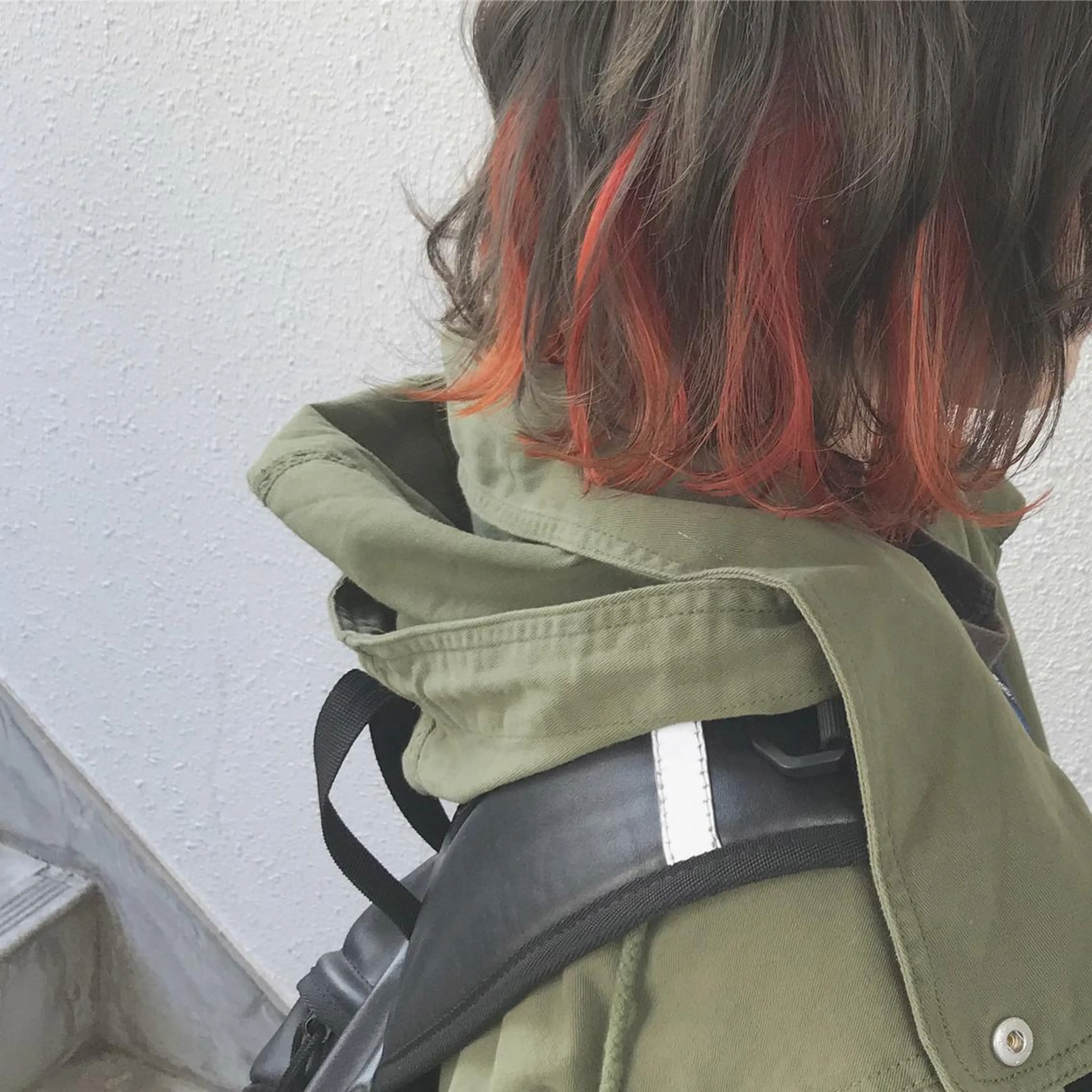 ショート カラー ブリーチ インナーカラー オリーブカラー オレンジ インナーカラー/天神 ブリーチ/吉田のヘアスタイル