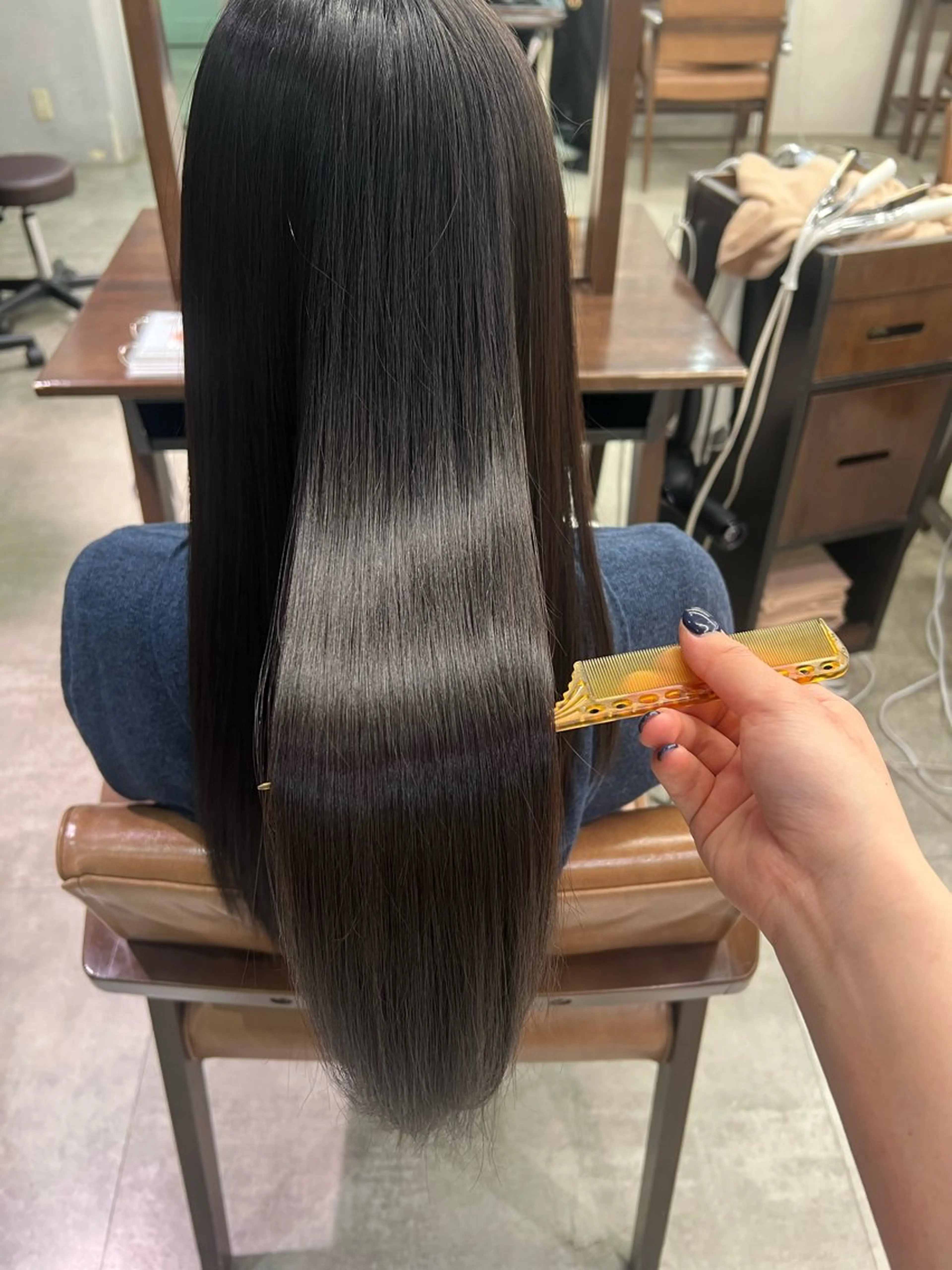 ロング アンアミ渋谷所属・Unami こはるのヘアスタイル