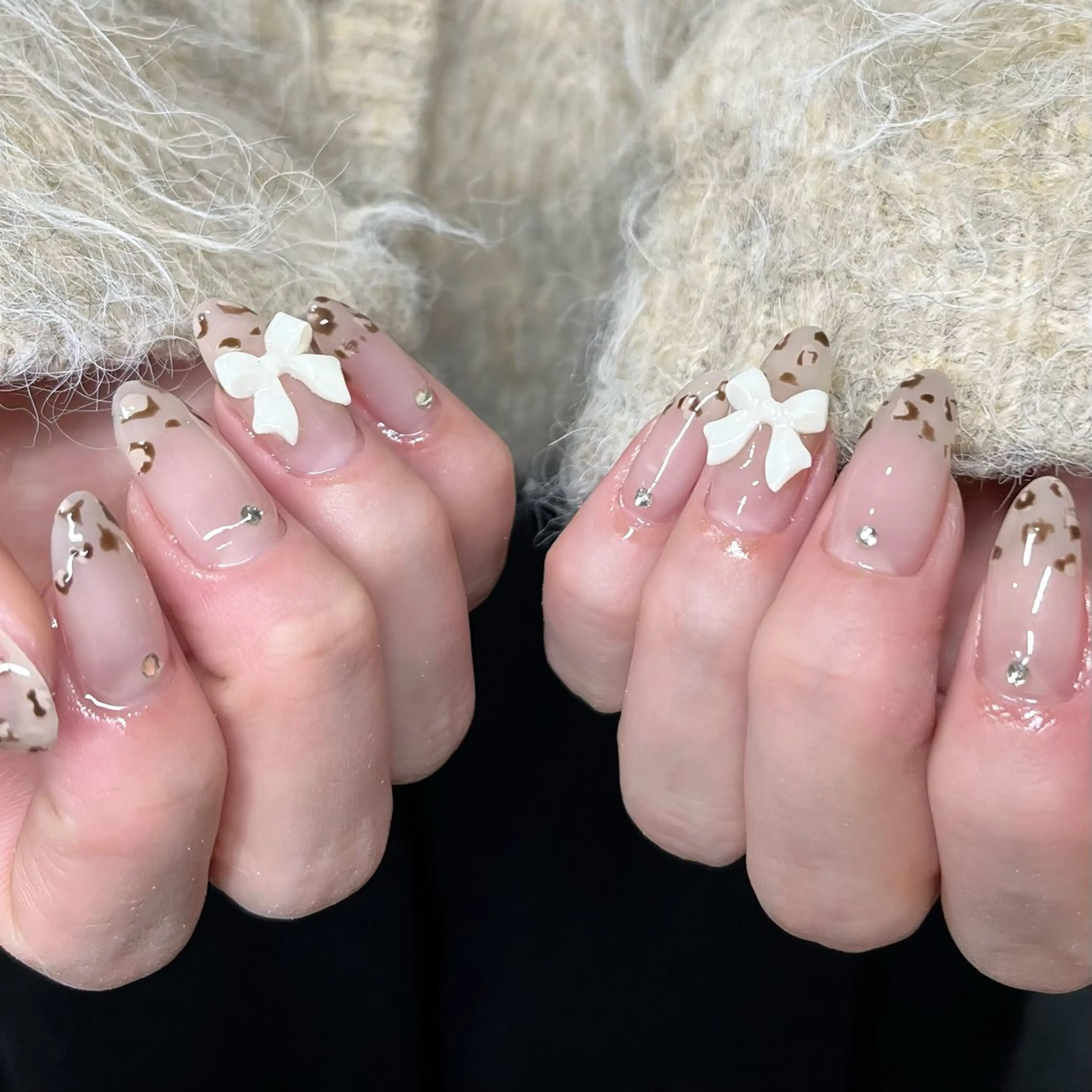 ネイル グラデーション マグネットネイル オフィスネイル ワンカラーネイル ワンホンネイル ハンドネイル 🫧OPELIA NAIL渋谷🫧のネイルデザイン