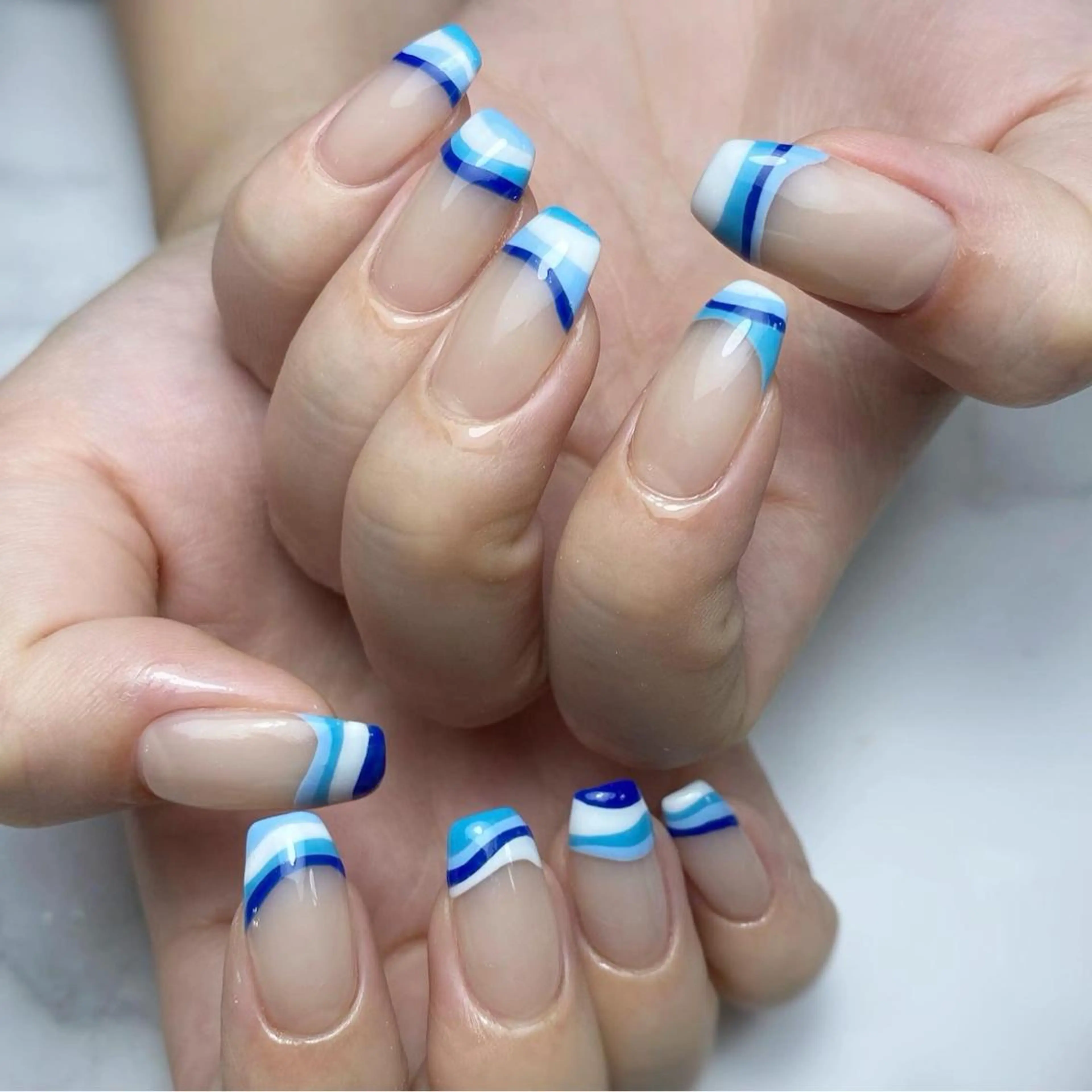 ネイル フレンチネイル ハンドネイル Nail ameria megu所属・ameria meguのネイルデザイン