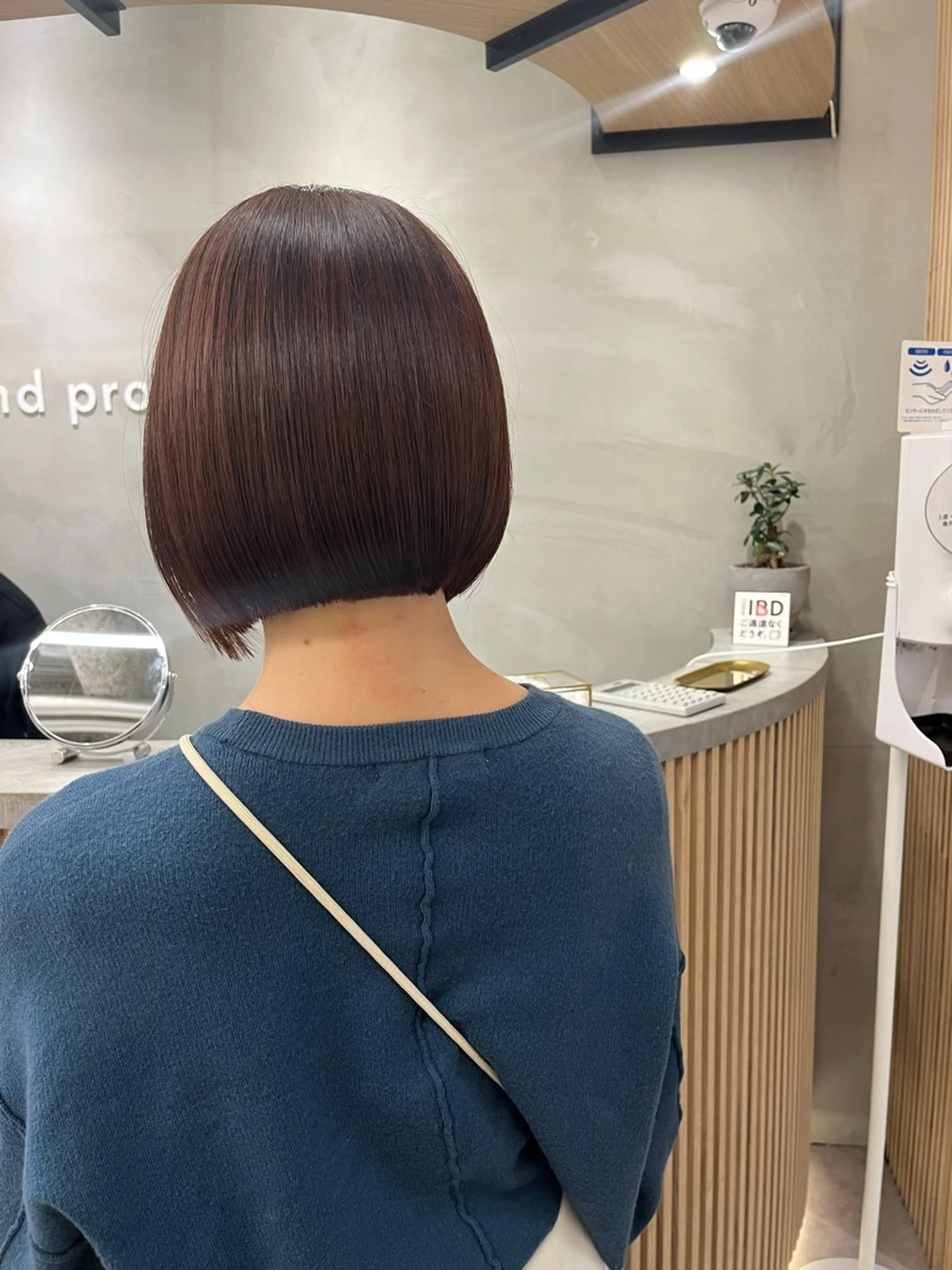 ショート カラー 浦和Lond 山本賢人のヘアスタイル