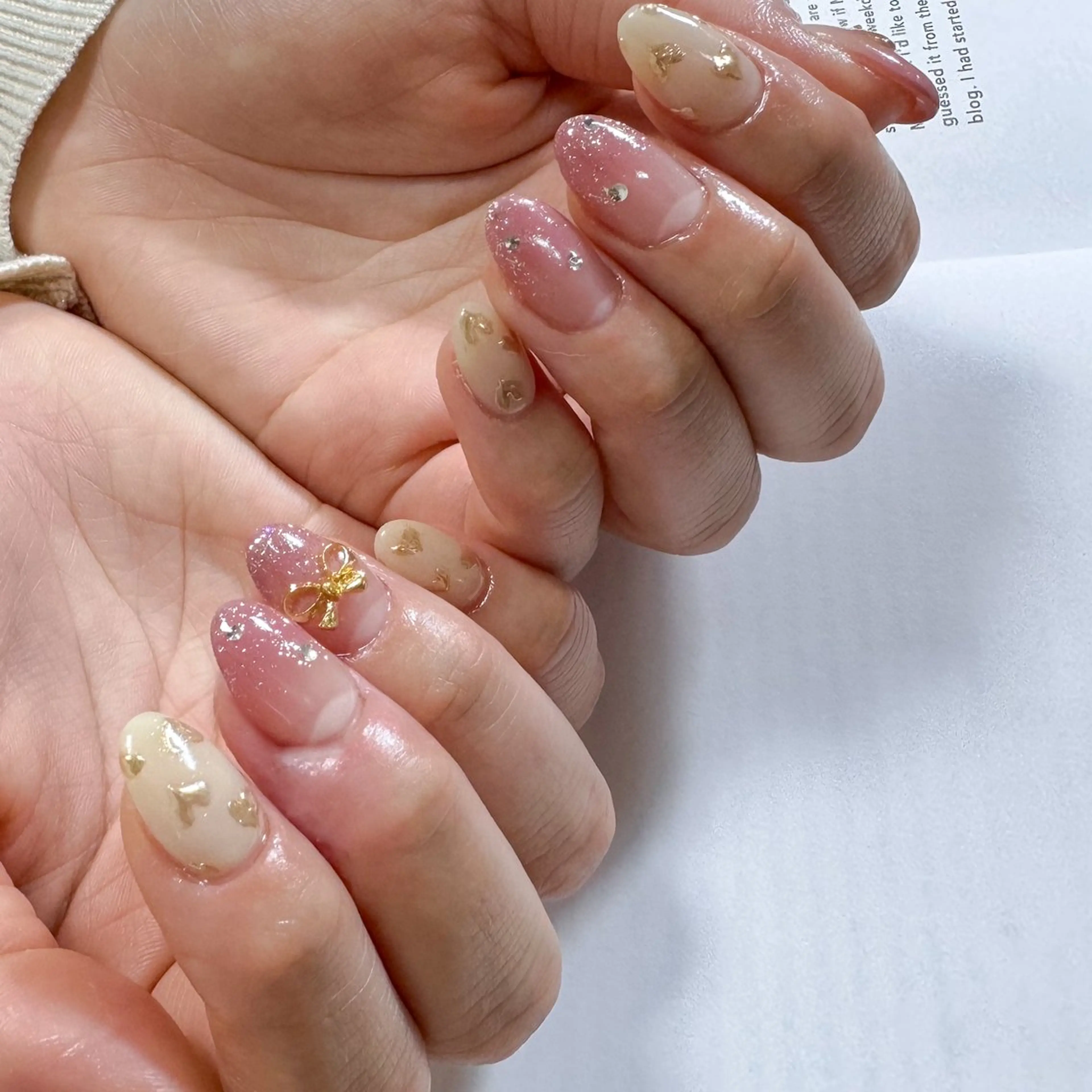 ネイル ゴールド グラデーション ハート ミラーネイル ピンク ハンドネイル pointillé .ayaのネイルデザイン