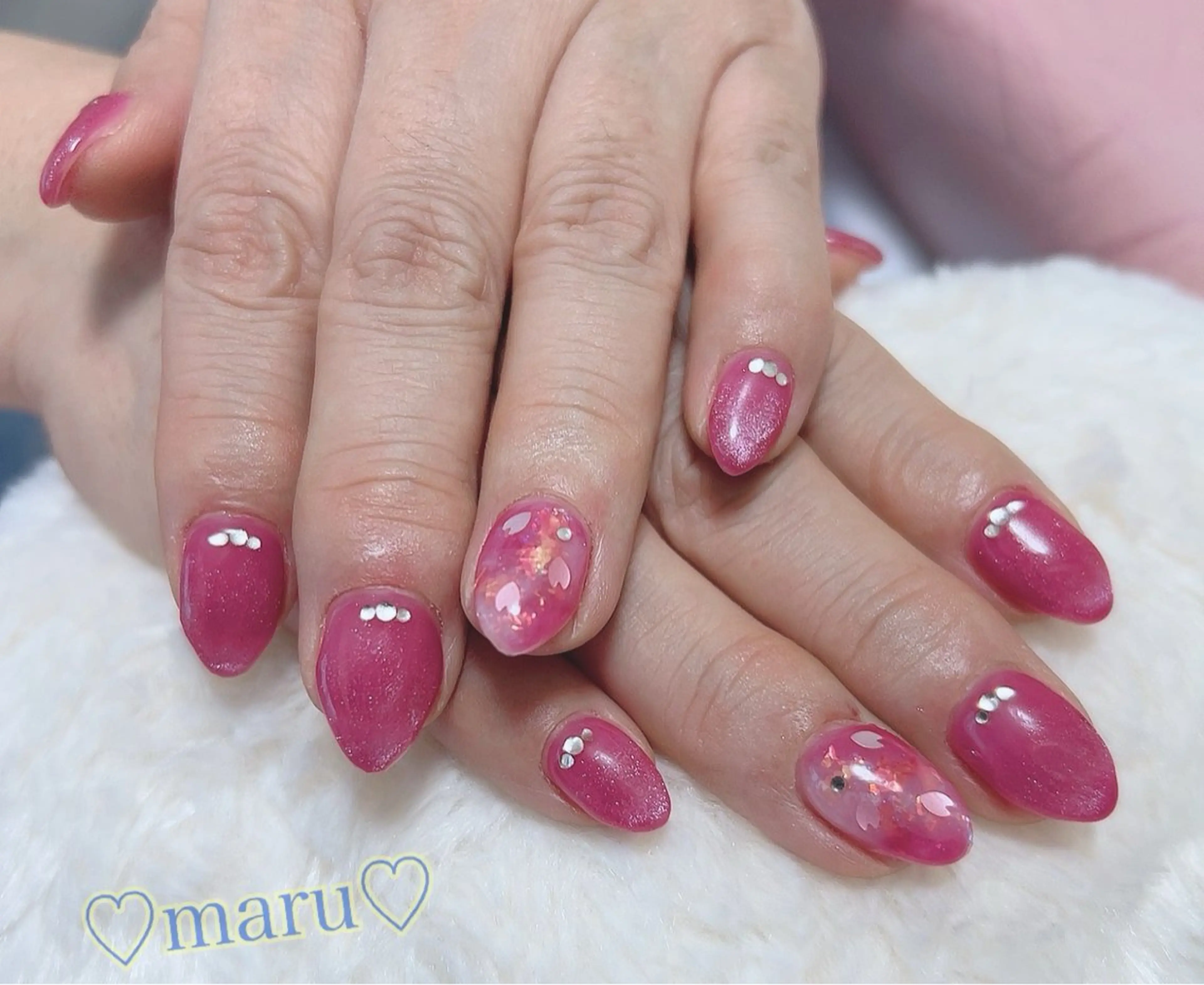 ネイル ハンドネイル フットネイル まるみ ♡のネイルデザイン