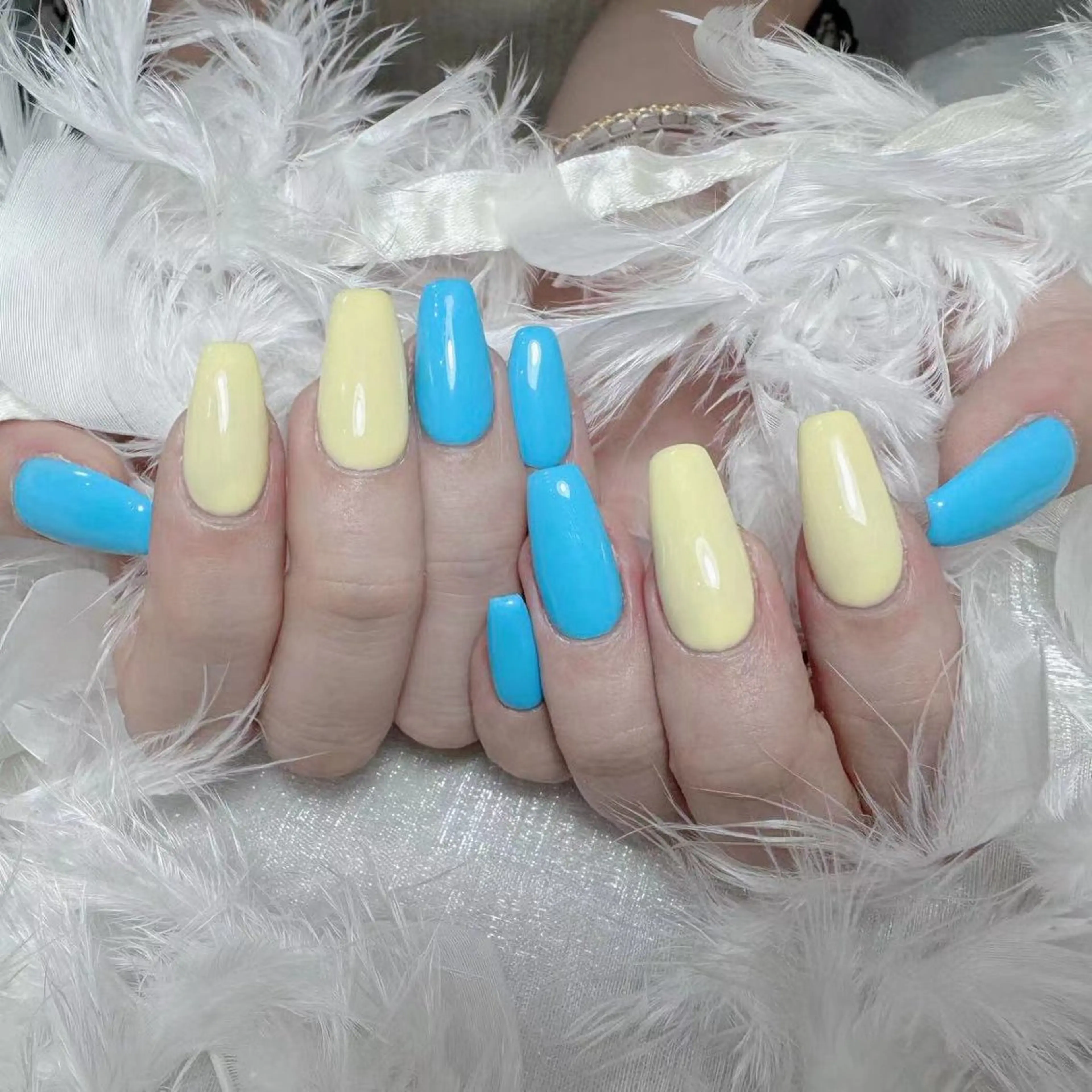ネイル アートネイル オーロラネイル ガーリー キラキラネイル 韓国ネイル ハンドネイル Diamond NAIL✨のネイルデザイン
