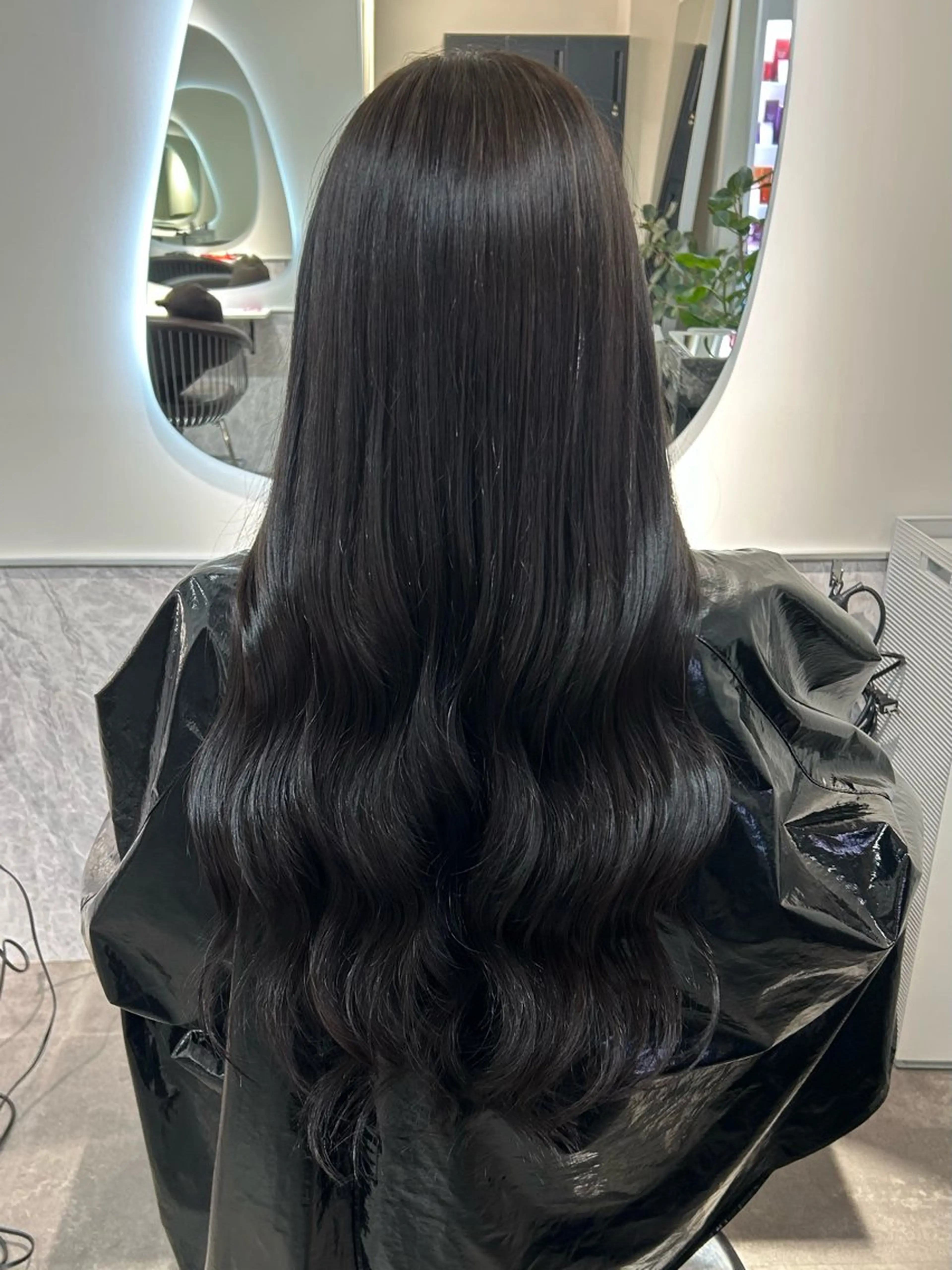 ロング カラー Afinar／ ユイカのヘアスタイル