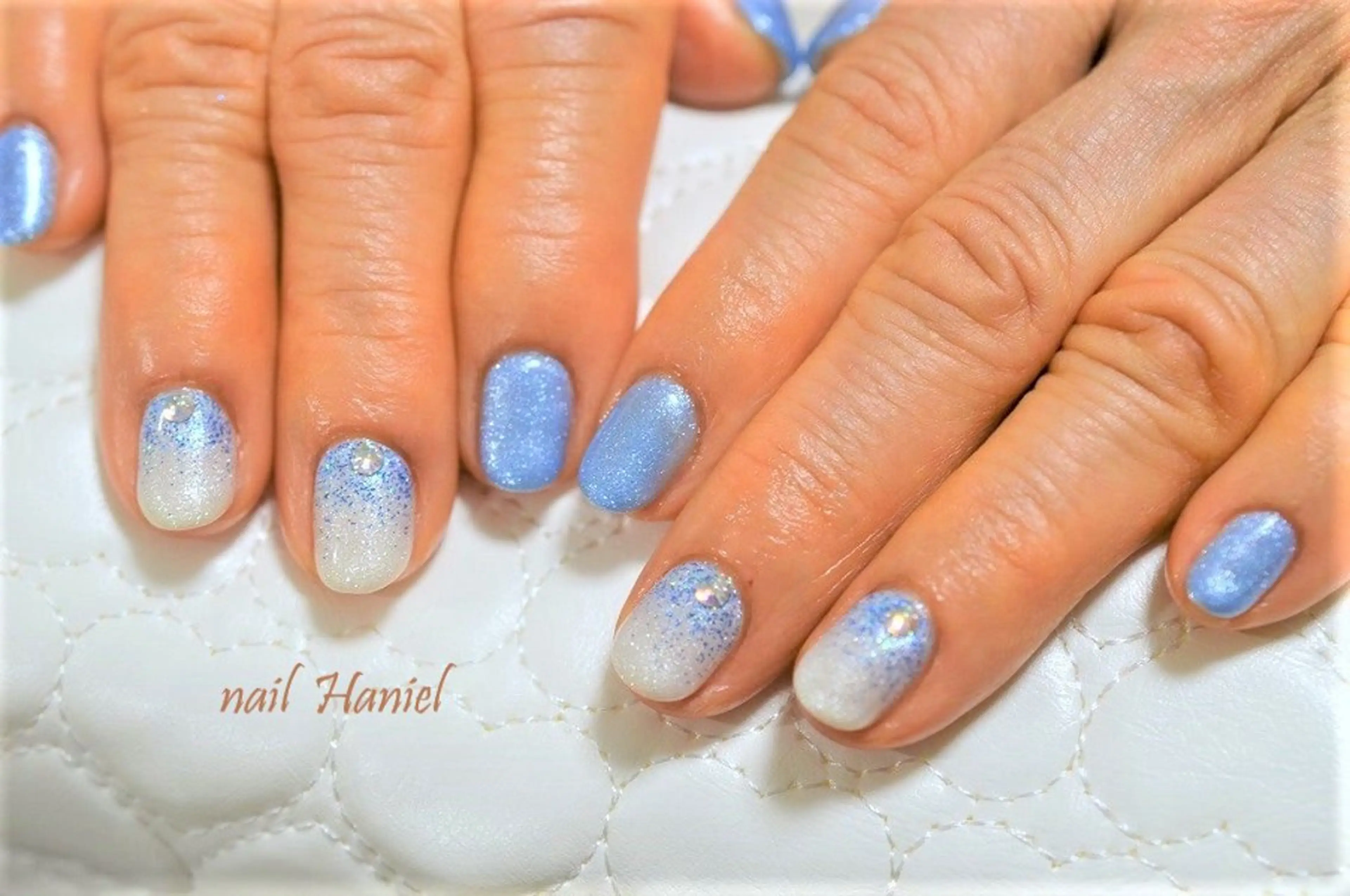 ネイル ドット ジェルネイル ラメ(グリッター) オフィスネイル ワンカラーネイル nail Haniel所属・半蔵門サロンハニエル 魅神 ちよのネイルデザイン
