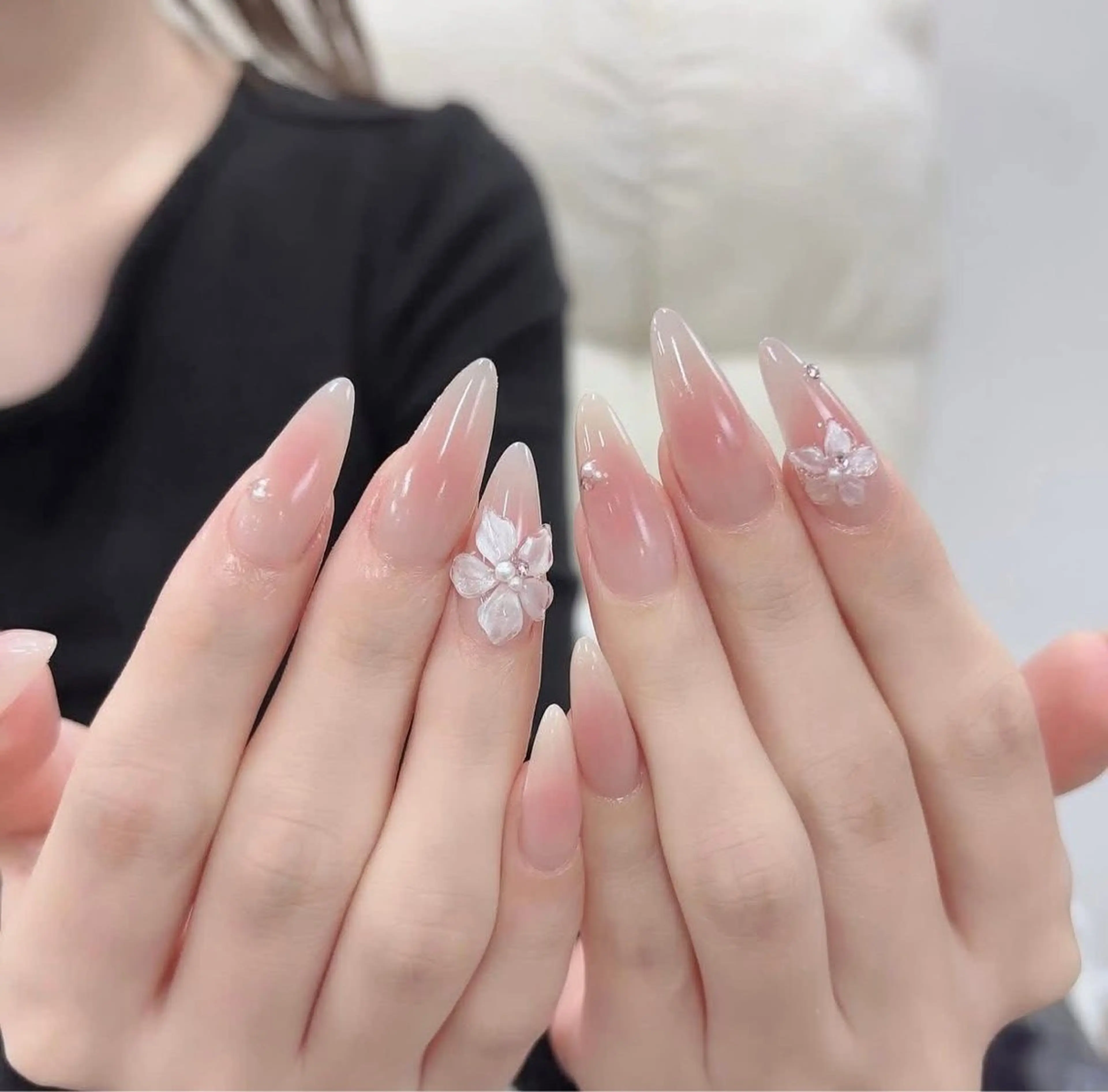 ネイル Rose Ana.Chuoのネイルデザイン