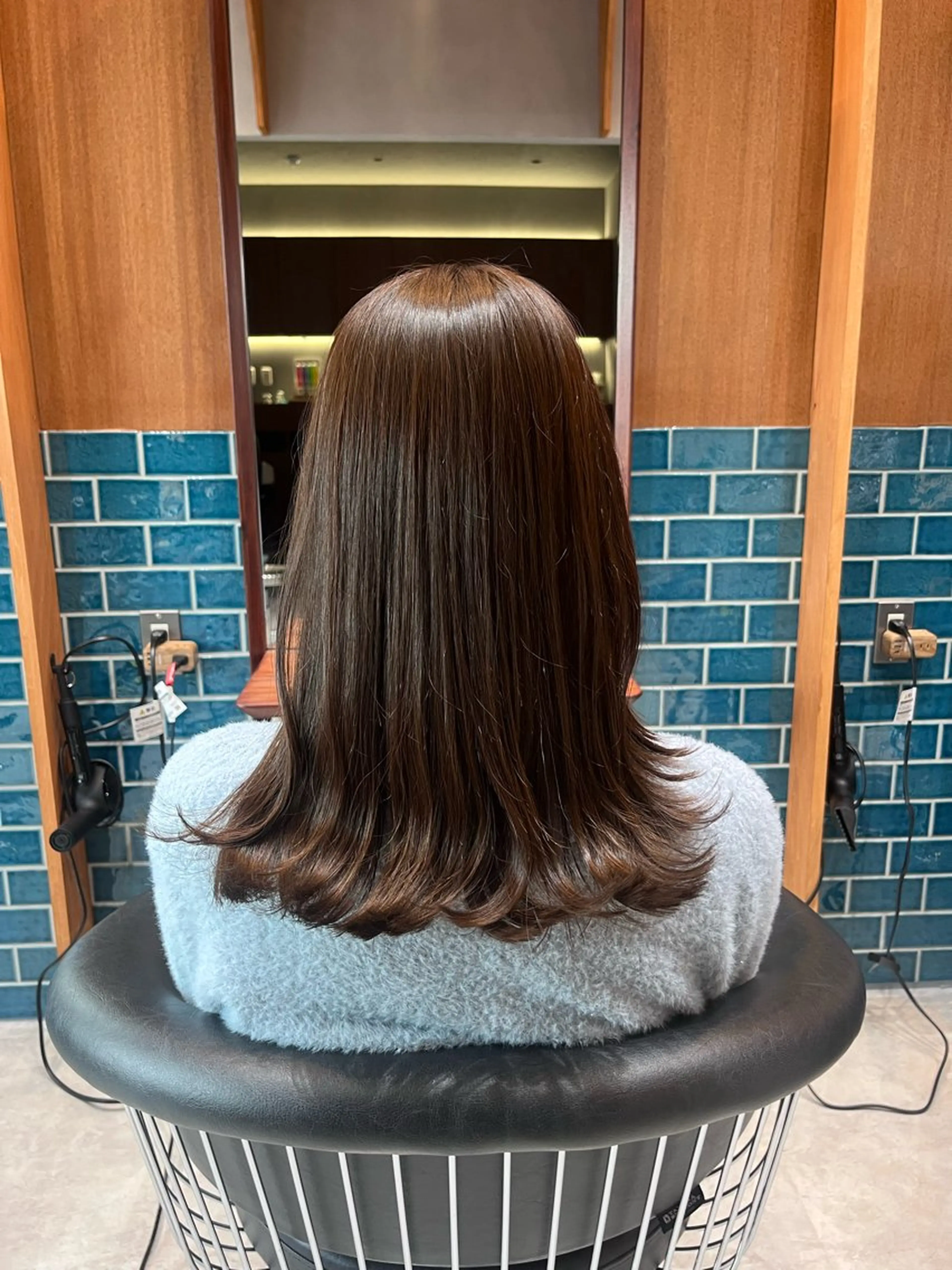 セミロング カット トリートメント レイヤーくびれヘア アレンジmanakaのヘアスタイル