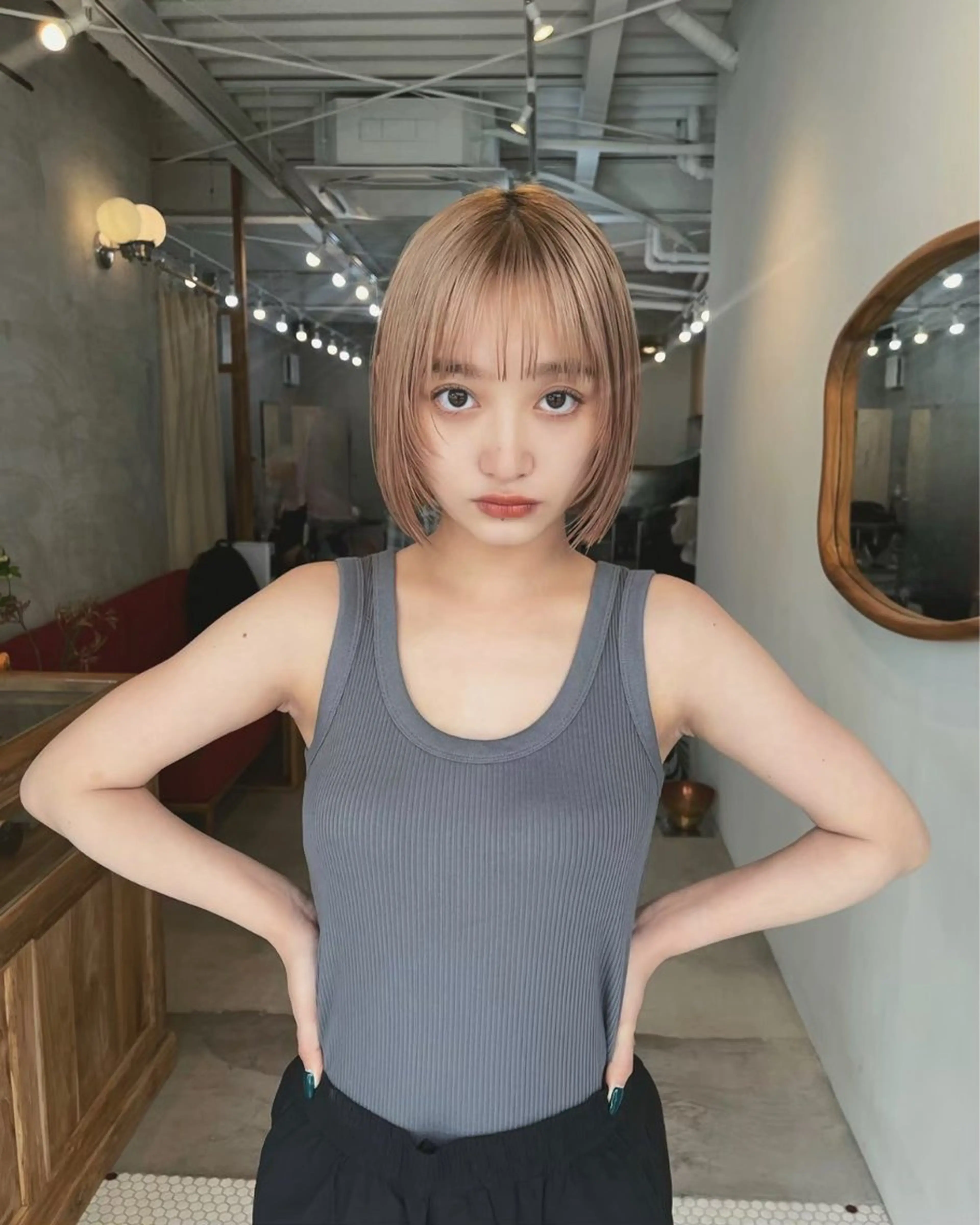 ミディアム モモセ ユメトのヘアスタイル