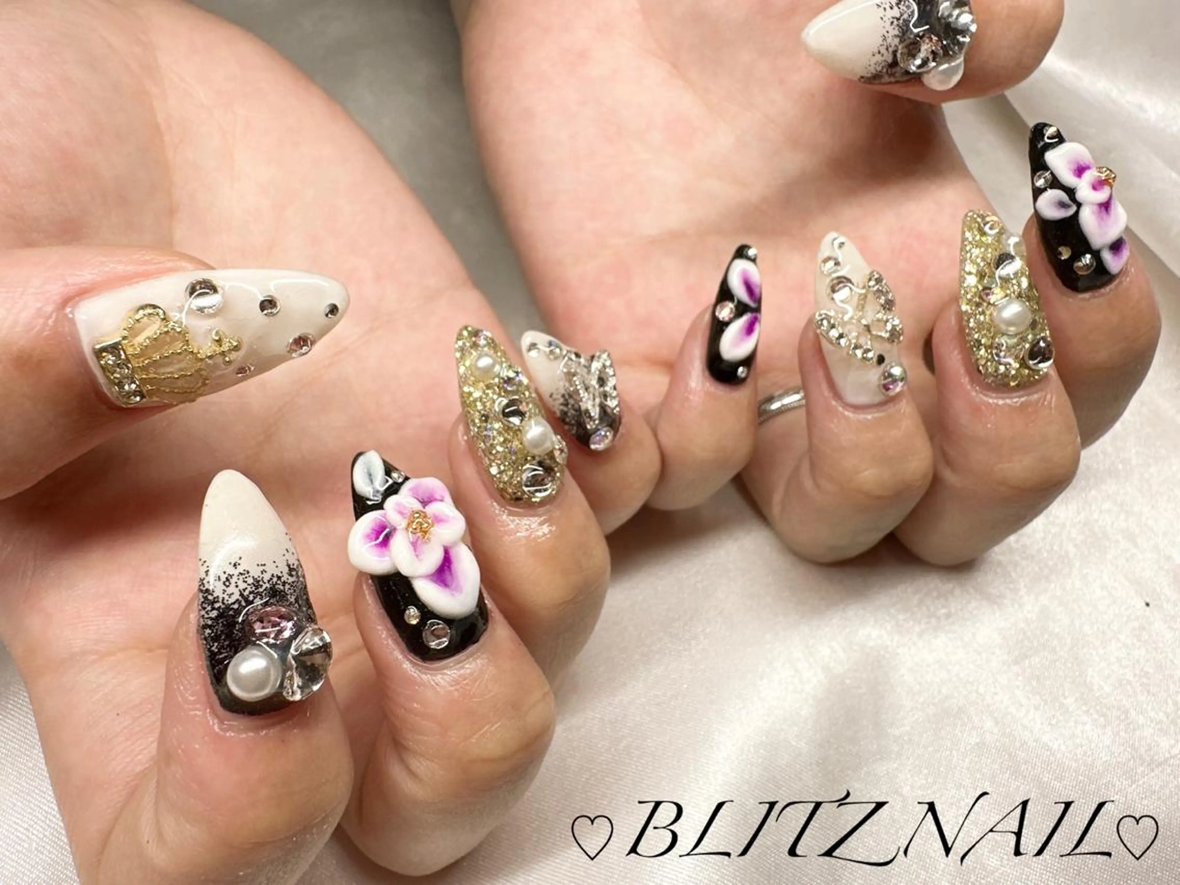 ネイル BLITZ Nail 岩田💅🏻✨のネイルデザイン