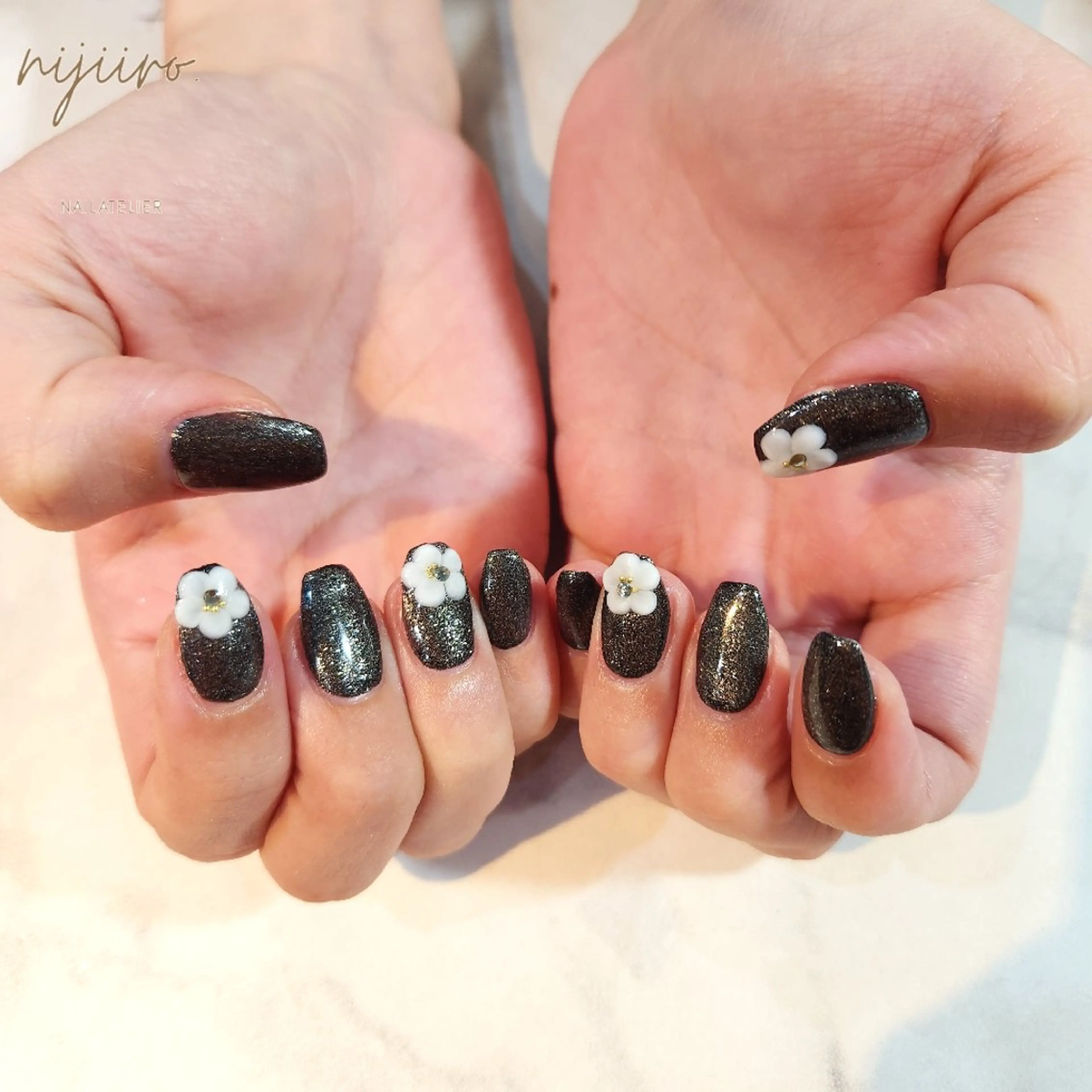 ネイル ハンドネイル nailatelier nijiiro.所属・nijiiro🌈 サトウのネイルデザイン